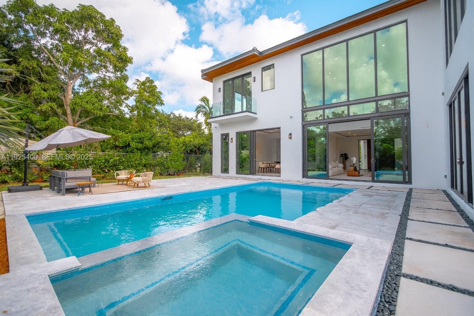 Pinecrest, Florida, 33156, United States, 6 Bedrooms Bedrooms, ,8 BathroomsBathrooms,Residential,For Sale,2003369