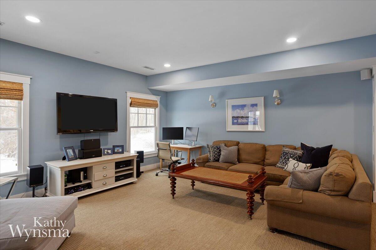East Grand Rapids, Michigan, 49506, United States, 5 Bedrooms Bedrooms, ,5 BathroomsBathrooms,Residential,For Sale,1933647