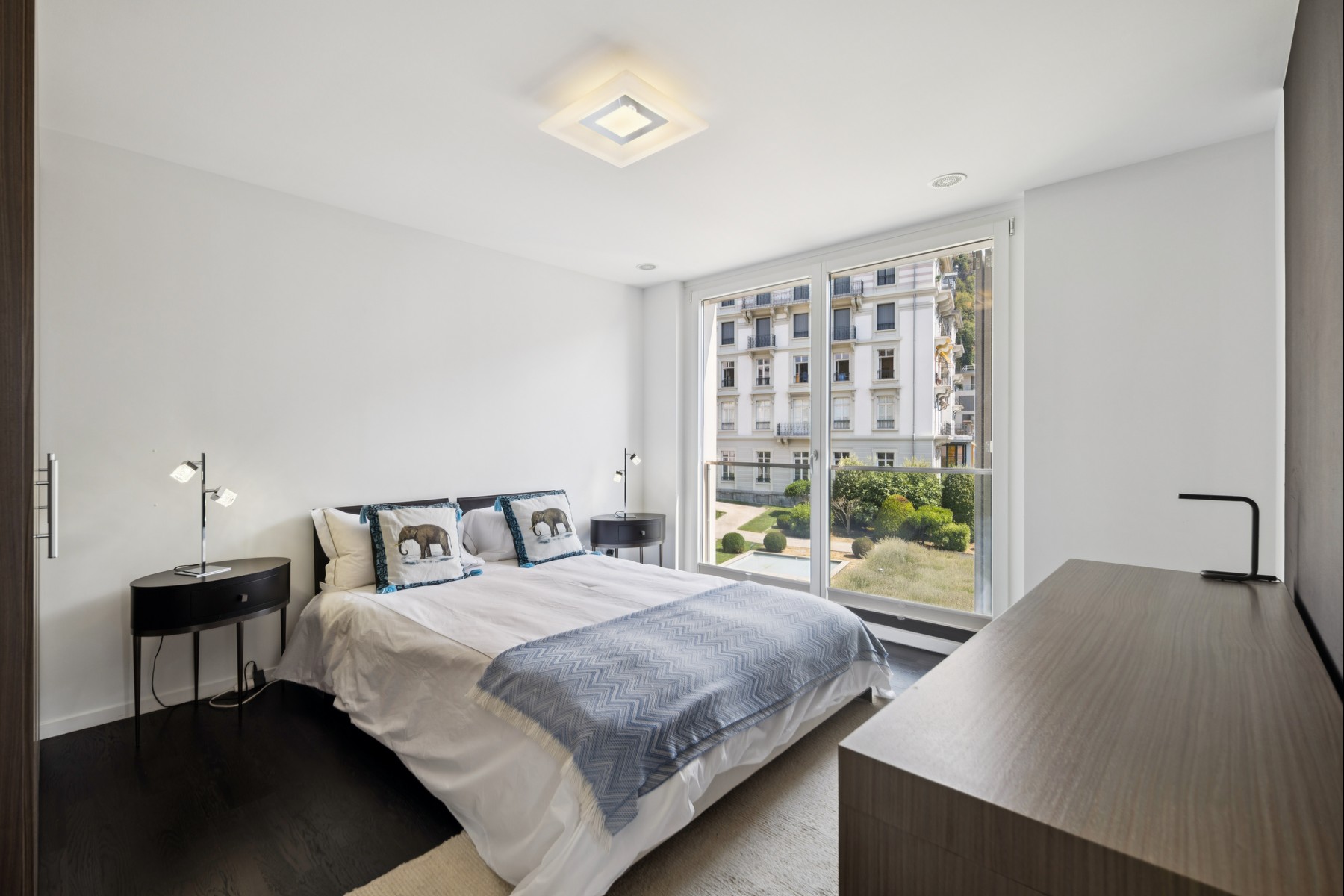  Exceptional apartment with a panoramic view of the lake - 物件實景
