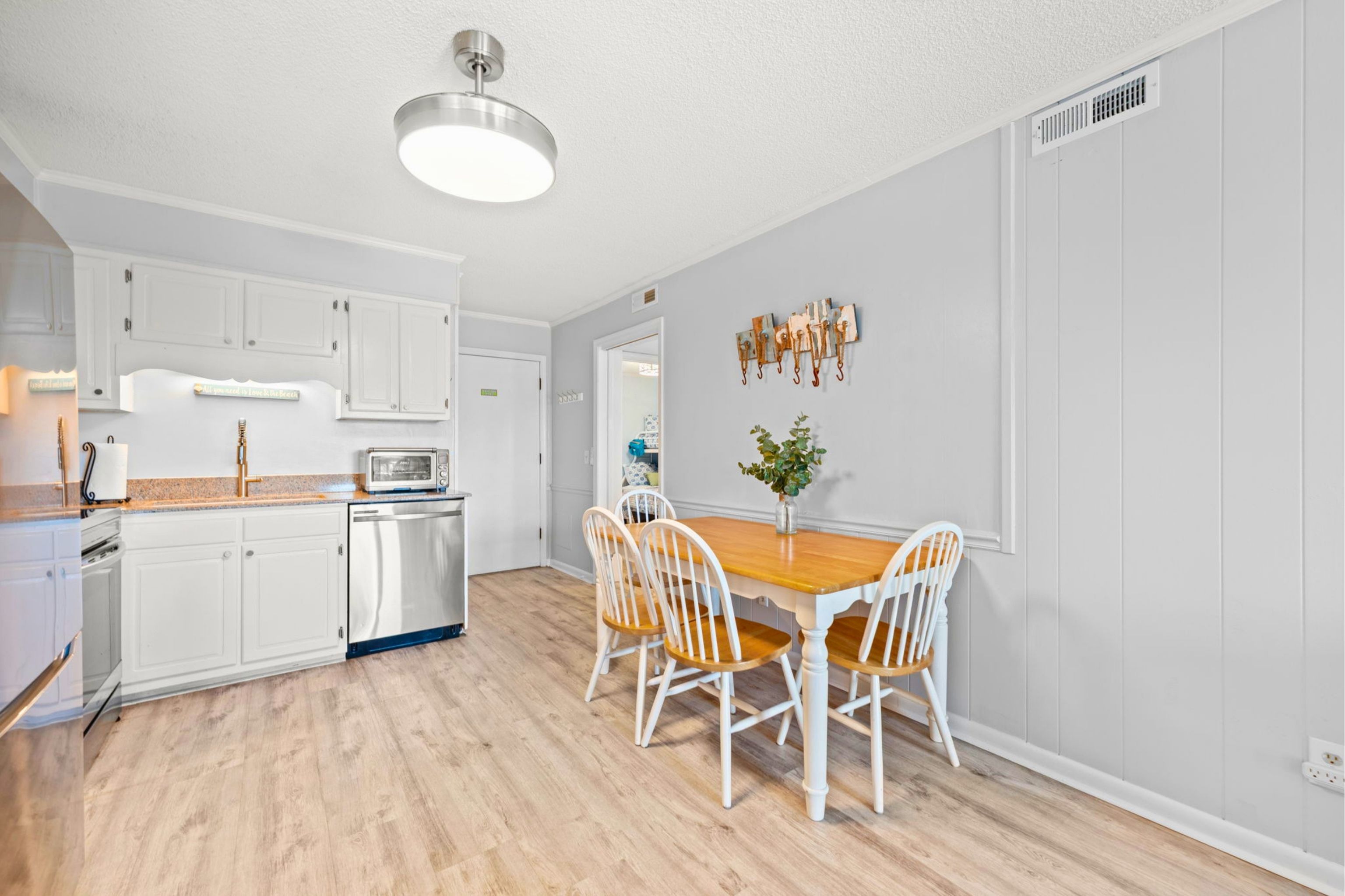  277 West 1st Street 1j, Ocean Isle Beach, NC 28469 - 物件實景