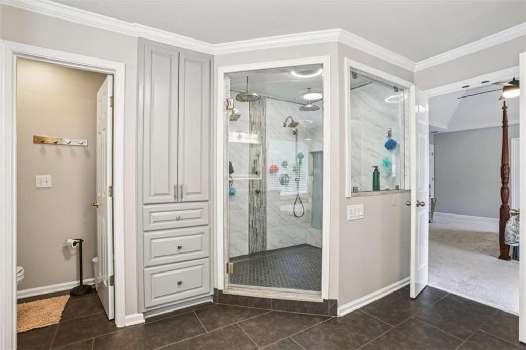 Cumming, Georgia, 30040, United States, 5 Bedrooms Bedrooms, ,4 BathroomsBathrooms,Residential,For Sale,2001245