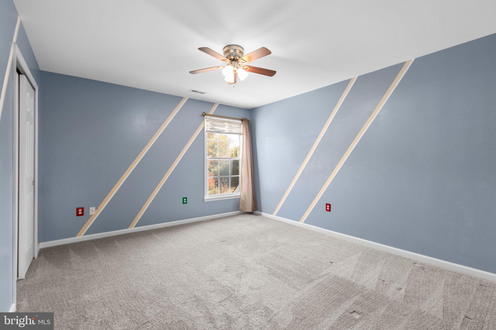 Fredericksburg, Virginia, 22406, United States, 4 Bedrooms Bedrooms, ,4 BathroomsBathrooms,Residential,For Sale,1976567