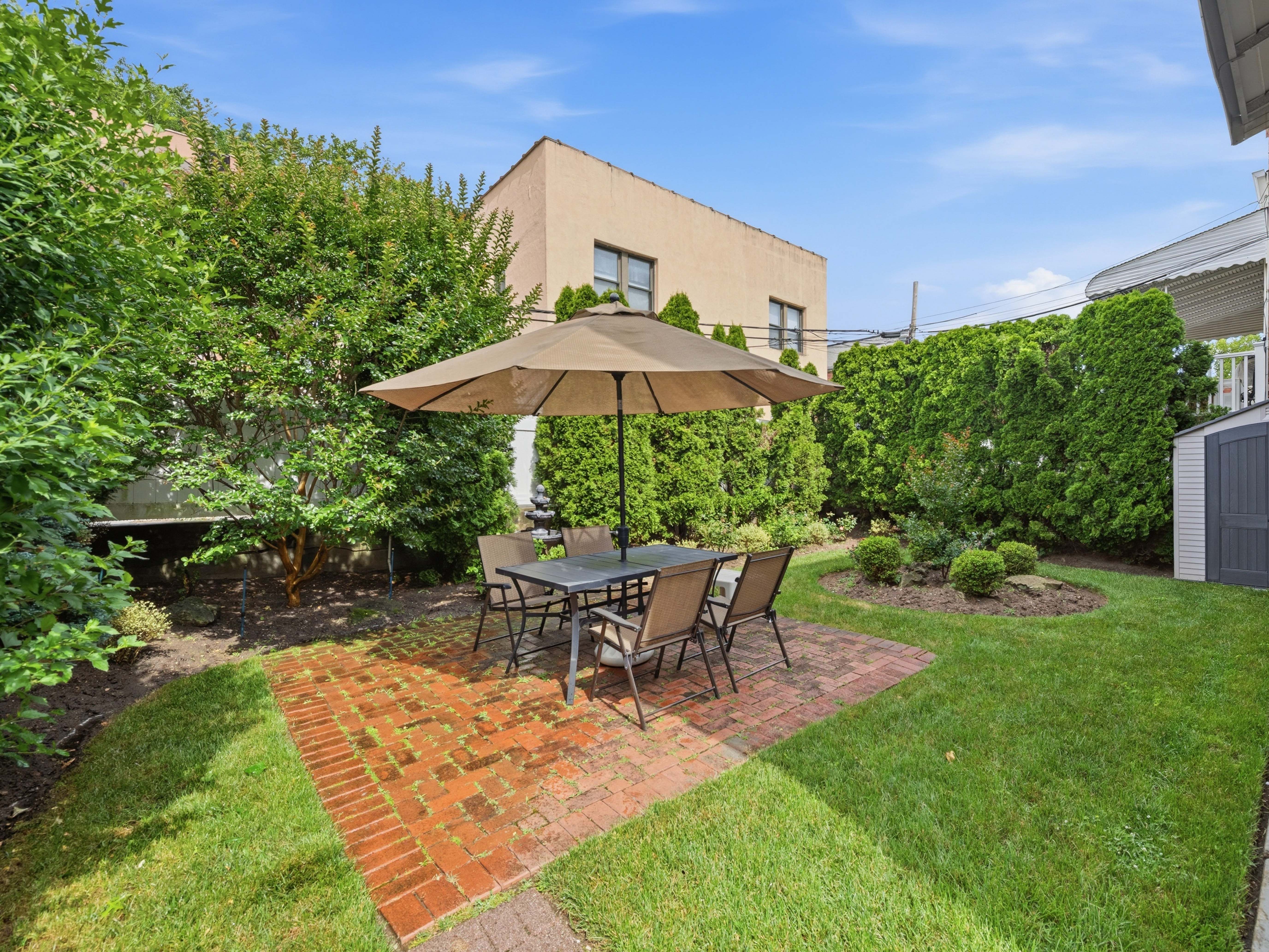  61-26 164th Street, Fresh Meadows, NY 11365 - 物件實景