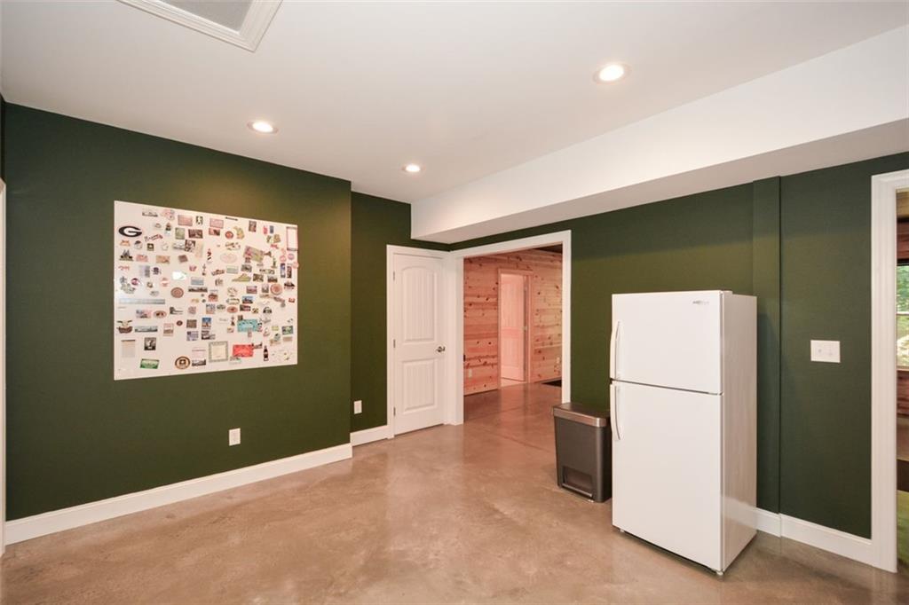 Dallas, Georgia, 30132, United States, 6 Bedrooms Bedrooms, ,5 BathroomsBathrooms,Residential,For Sale,1918553