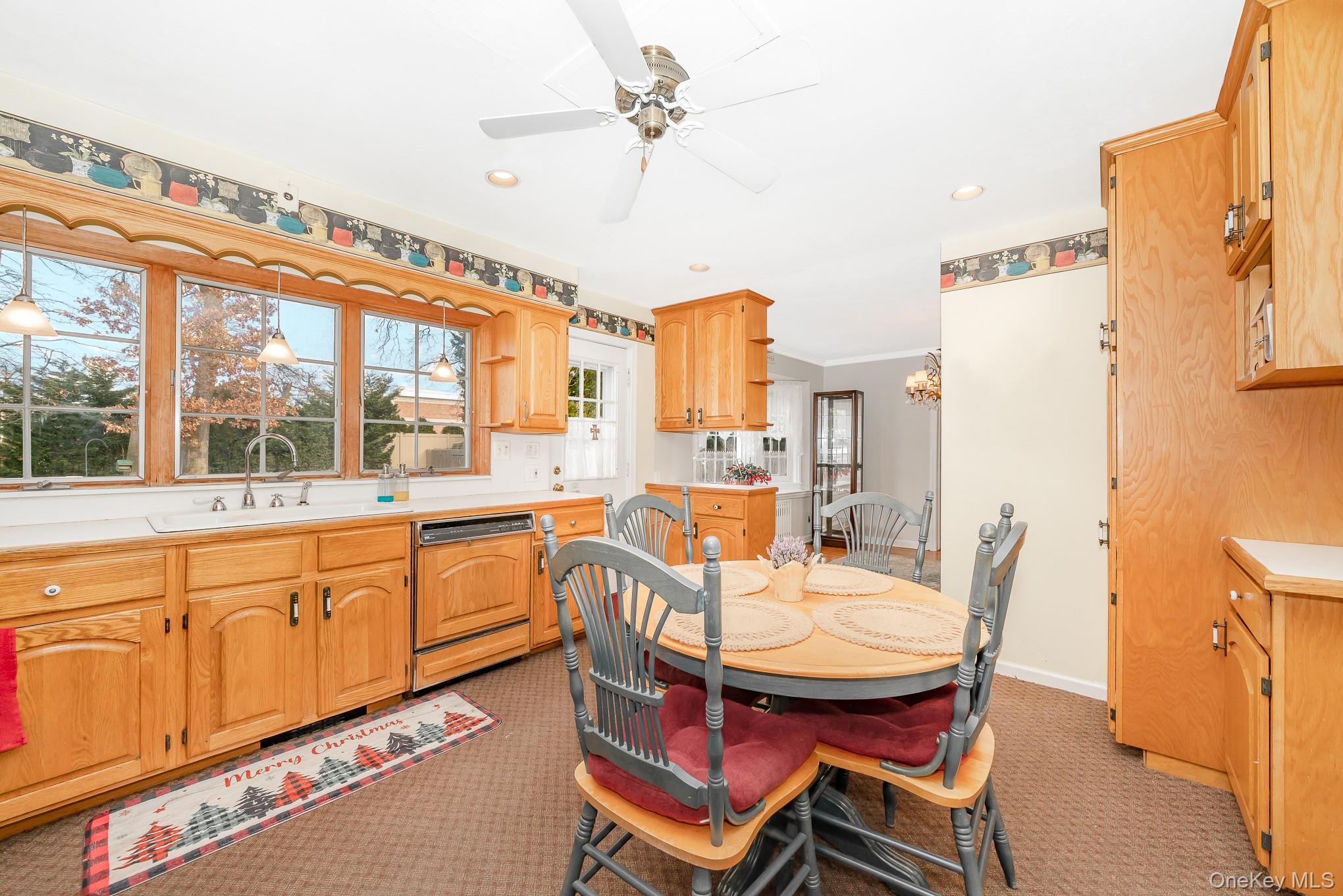 Seaford, New York, 11783, United States, 3 Bedrooms Bedrooms, ,2 BathroomsBathrooms,Residential,For Sale,2005849