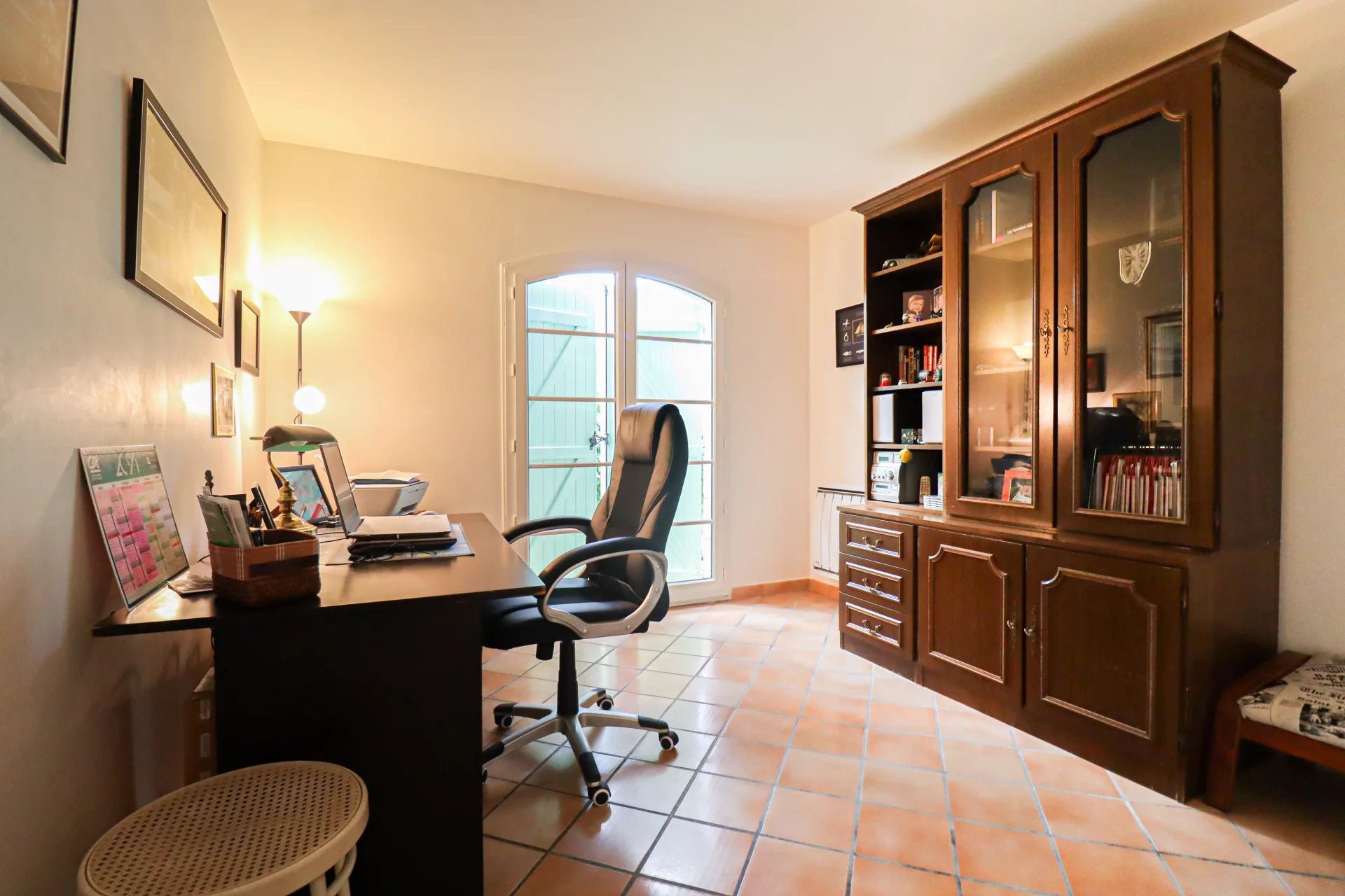 Saint-Raphaël, Provence-Alpes-Côte d’Azur, 83700, FR, 4 Bedrooms Bedrooms, ,Residential,For Sale,1994495