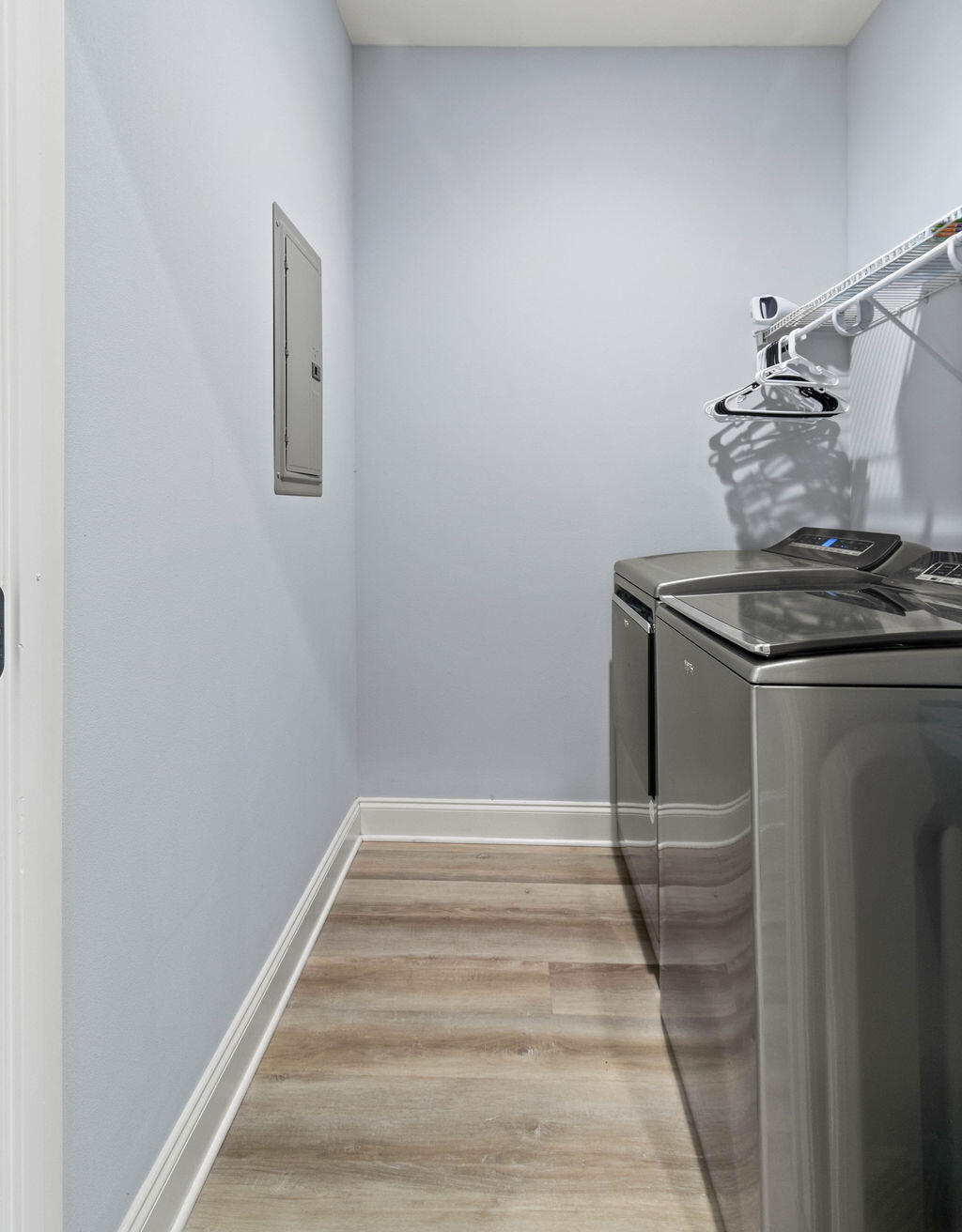 Shalimar, Florida, 32579, United States, 4 Bedrooms Bedrooms, ,3 BathroomsBathrooms,Residential,For Sale,1950099