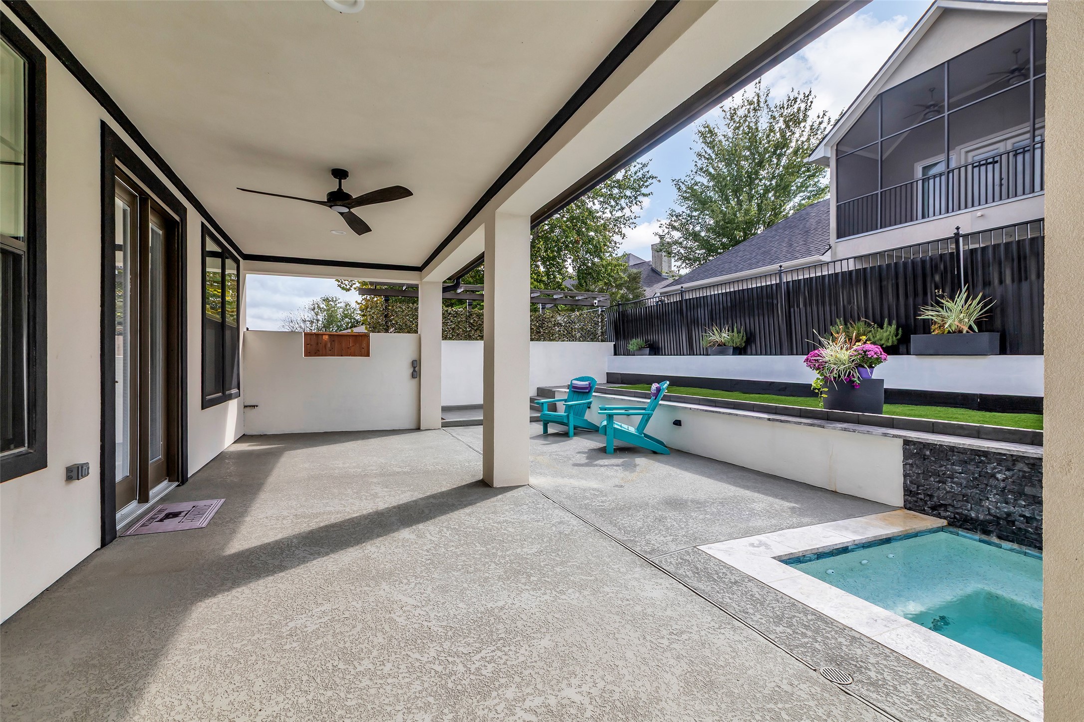 Montgomery, Texas, 77356, United States, 4 Bedrooms Bedrooms, ,4 BathroomsBathrooms,Residential,For Sale,1989198