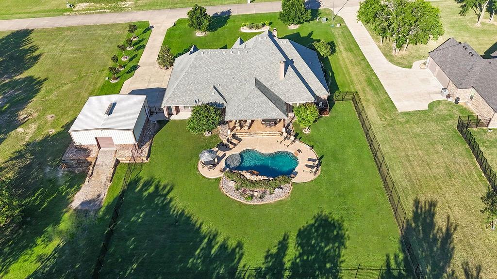 Wills Point, Texas, 75169, United States, 4 Bedrooms Bedrooms, ,4 BathroomsBathrooms,Residential,For Sale,1834995