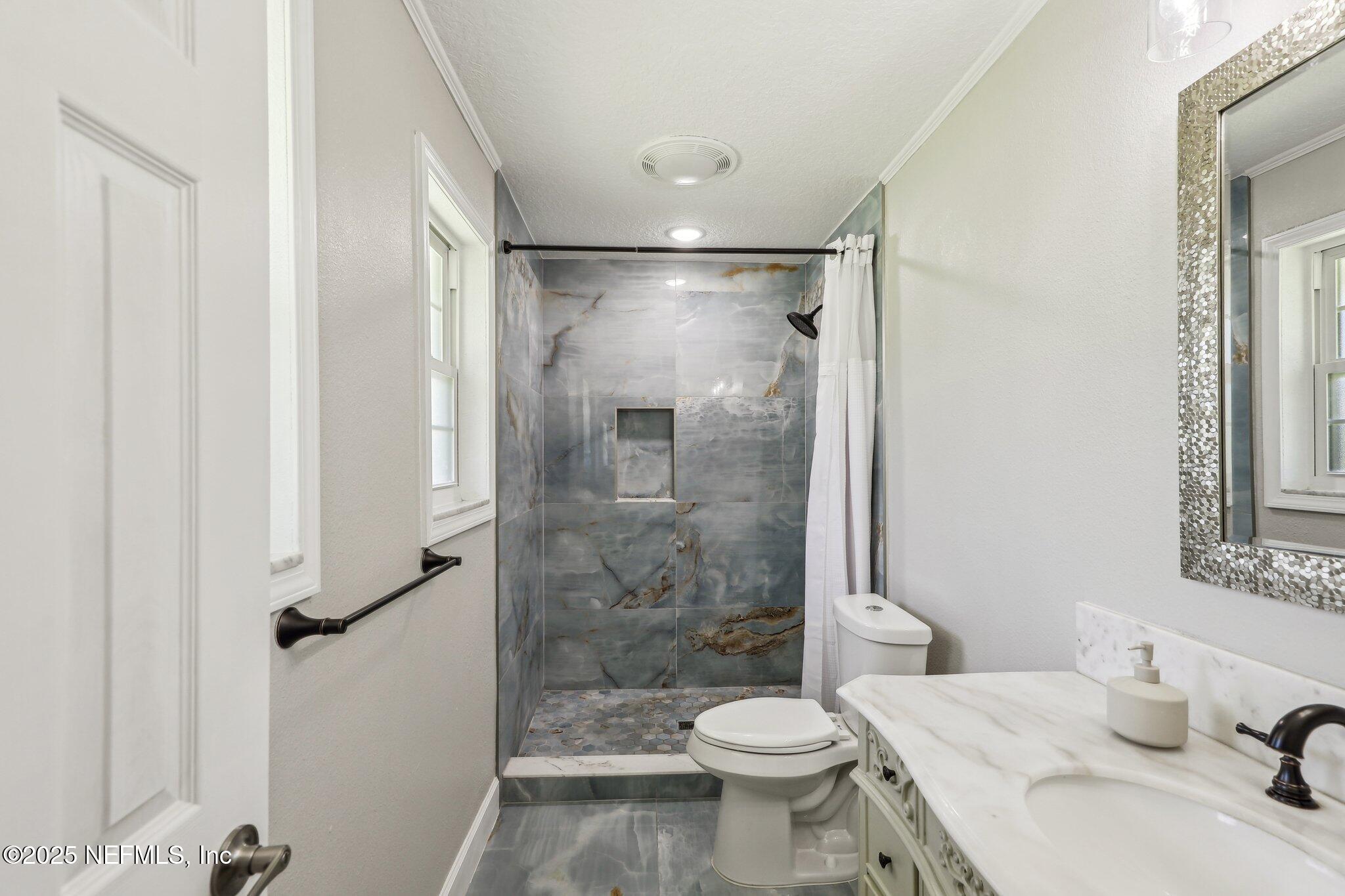 Jacksonville, Florida, 32256, United States, 4 Bedrooms Bedrooms, ,3 BathroomsBathrooms,Residential,For Sale,1911495