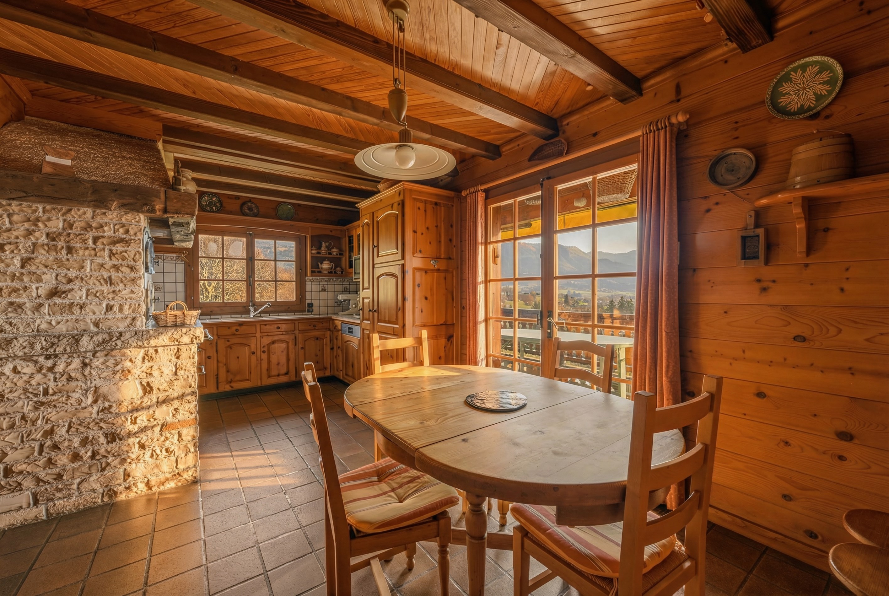  Authentic Chalet with Panoramic Views – 1.2 Hectare Estate - 物件實景