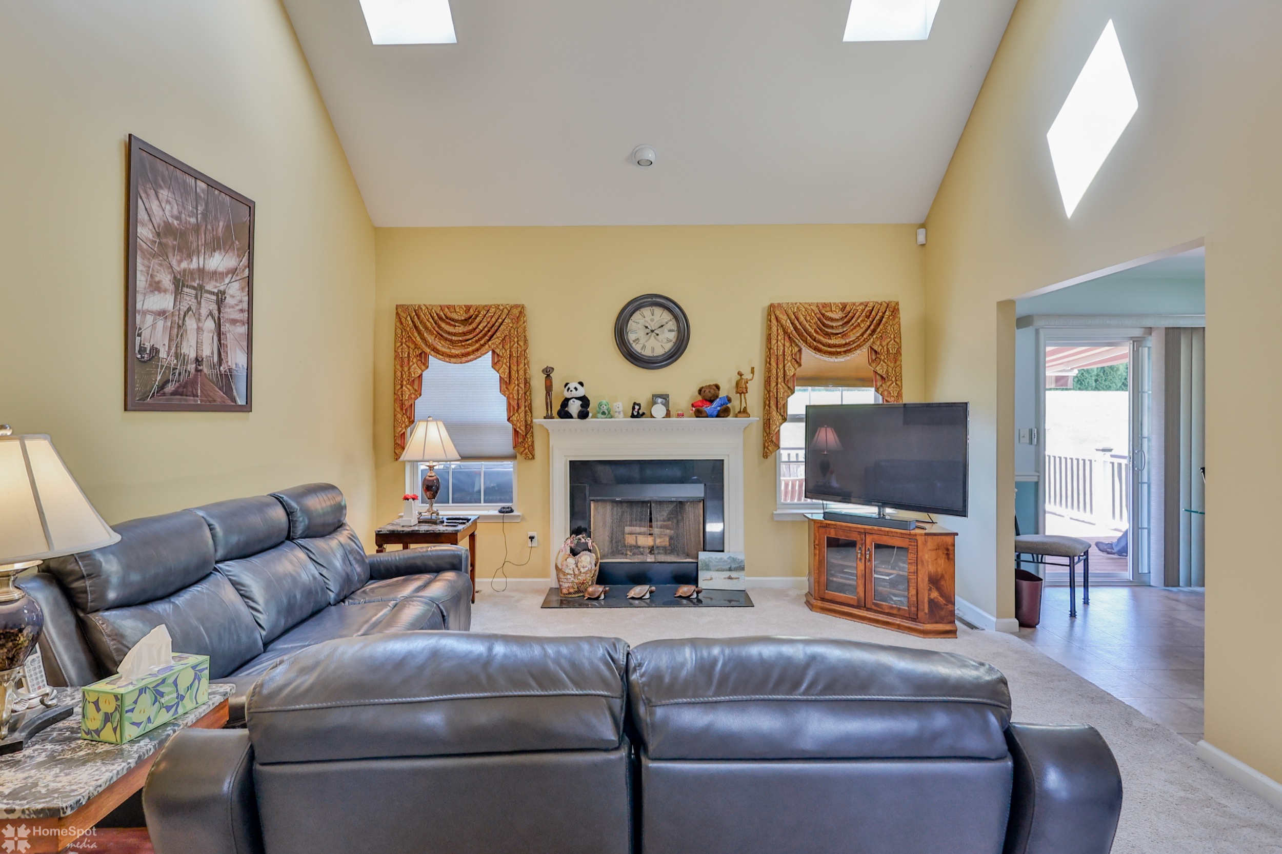 Allentown, Pennsylvania, 18104, United States, 4 Bedrooms Bedrooms, ,3 BathroomsBathrooms,Residential,For Sale,1937025