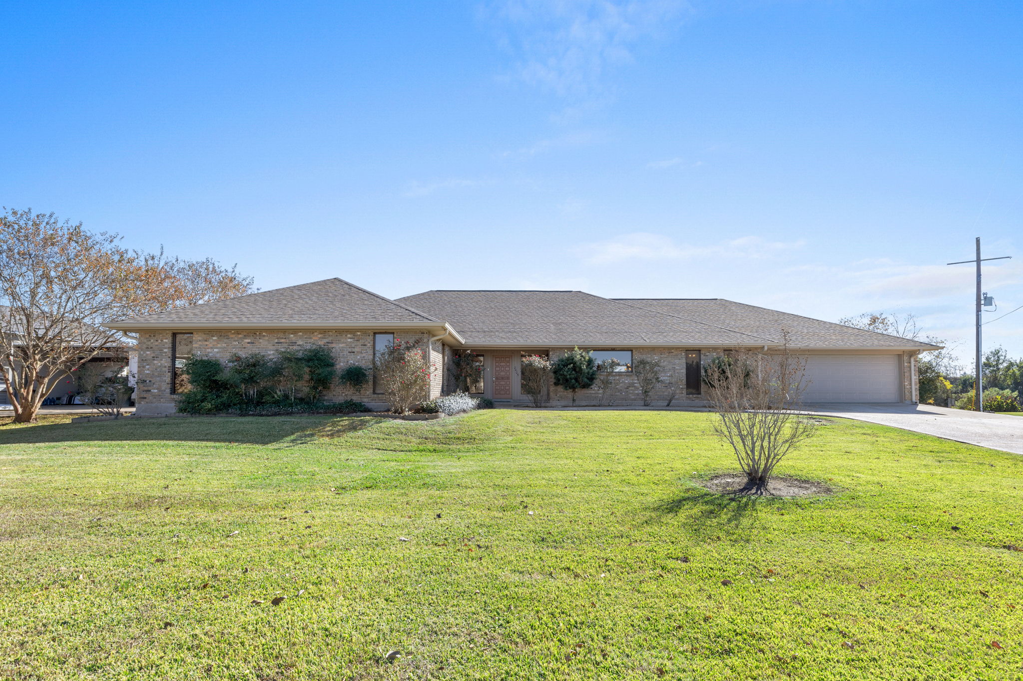 Lake Charles, Louisiana, 70601, United States, 4 Bedrooms Bedrooms, ,3 BathroomsBathrooms,Residential,For Sale,2005290