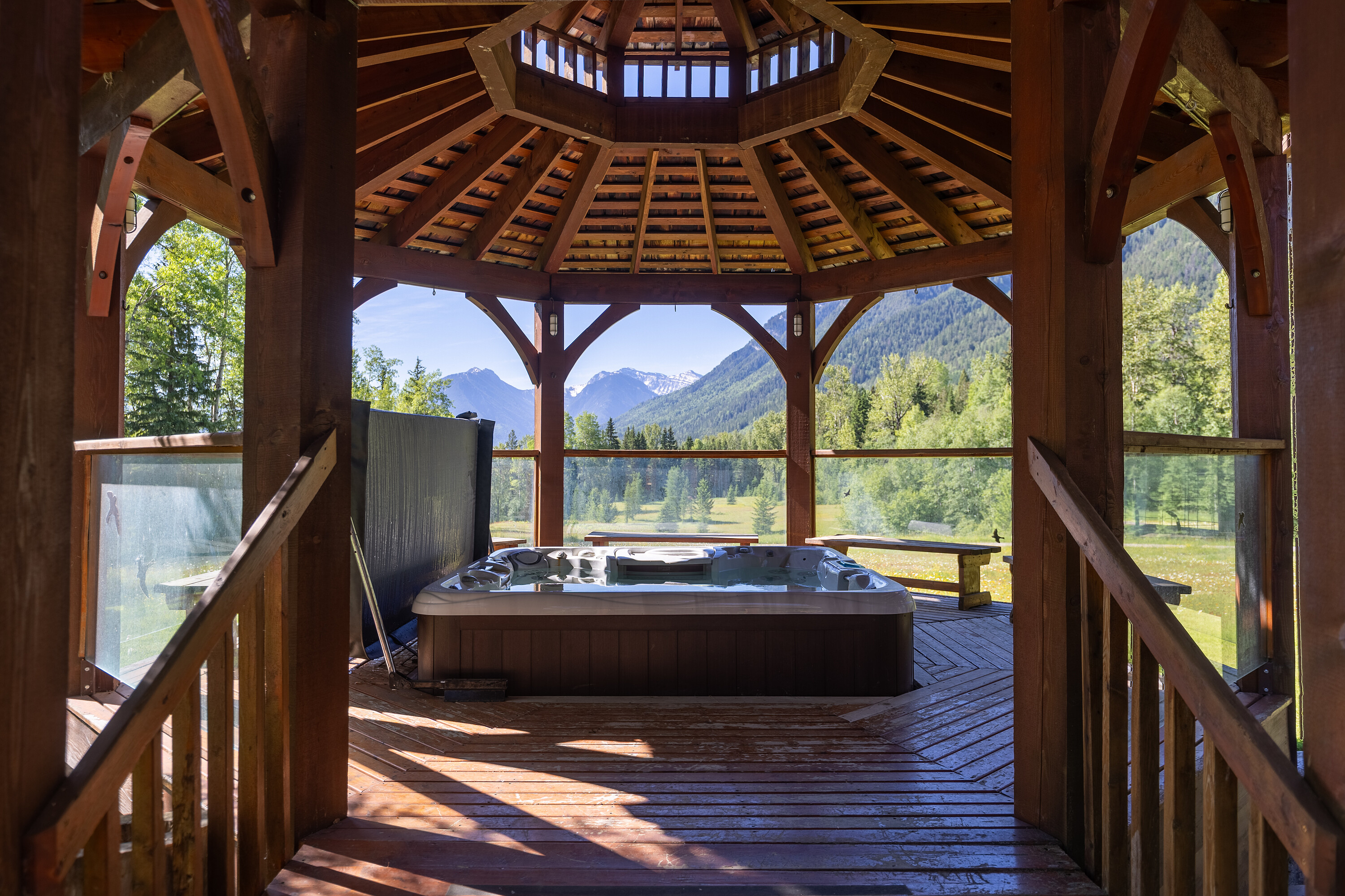  Exclusive Mountain Property - 物件實景