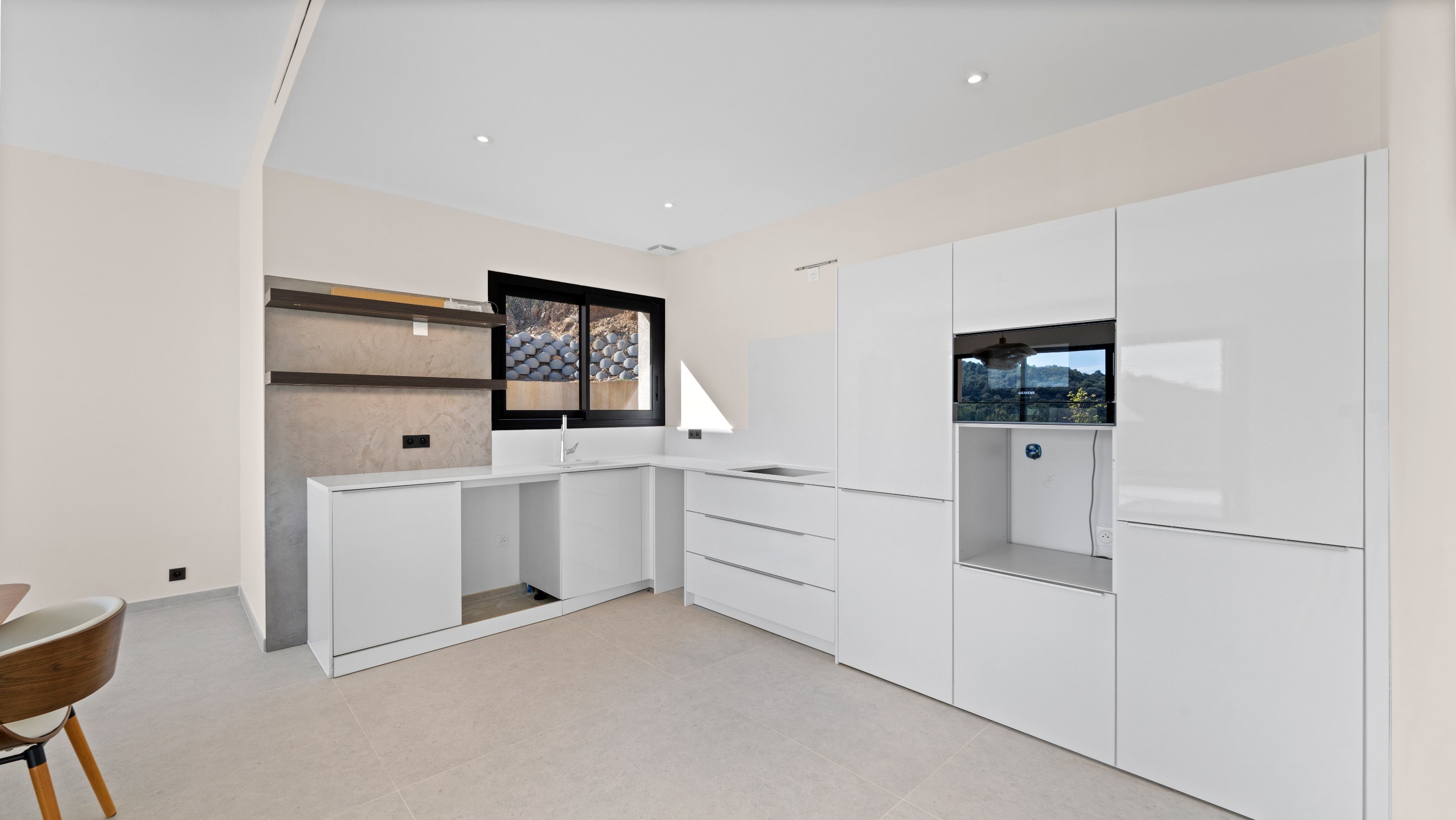  GRIMAUD – MODERN VILLA WITH SEA VIEWS – 5 MINUTES FROM THE COAST - 物件實景