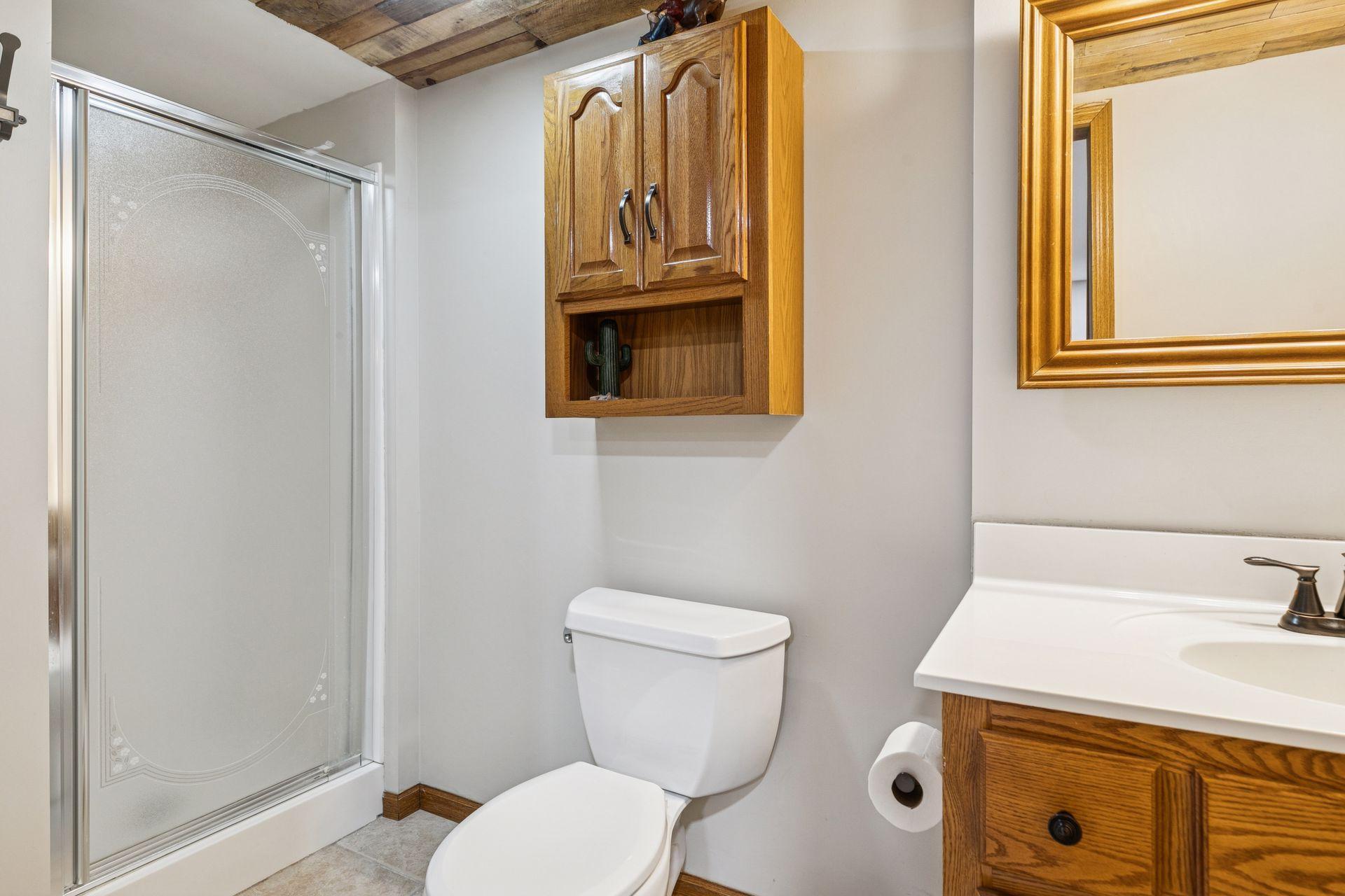 Woodbury, Minnesota, 55129, United States, 5 Bedrooms Bedrooms, ,3 BathroomsBathrooms,Residential,For Sale,1998443