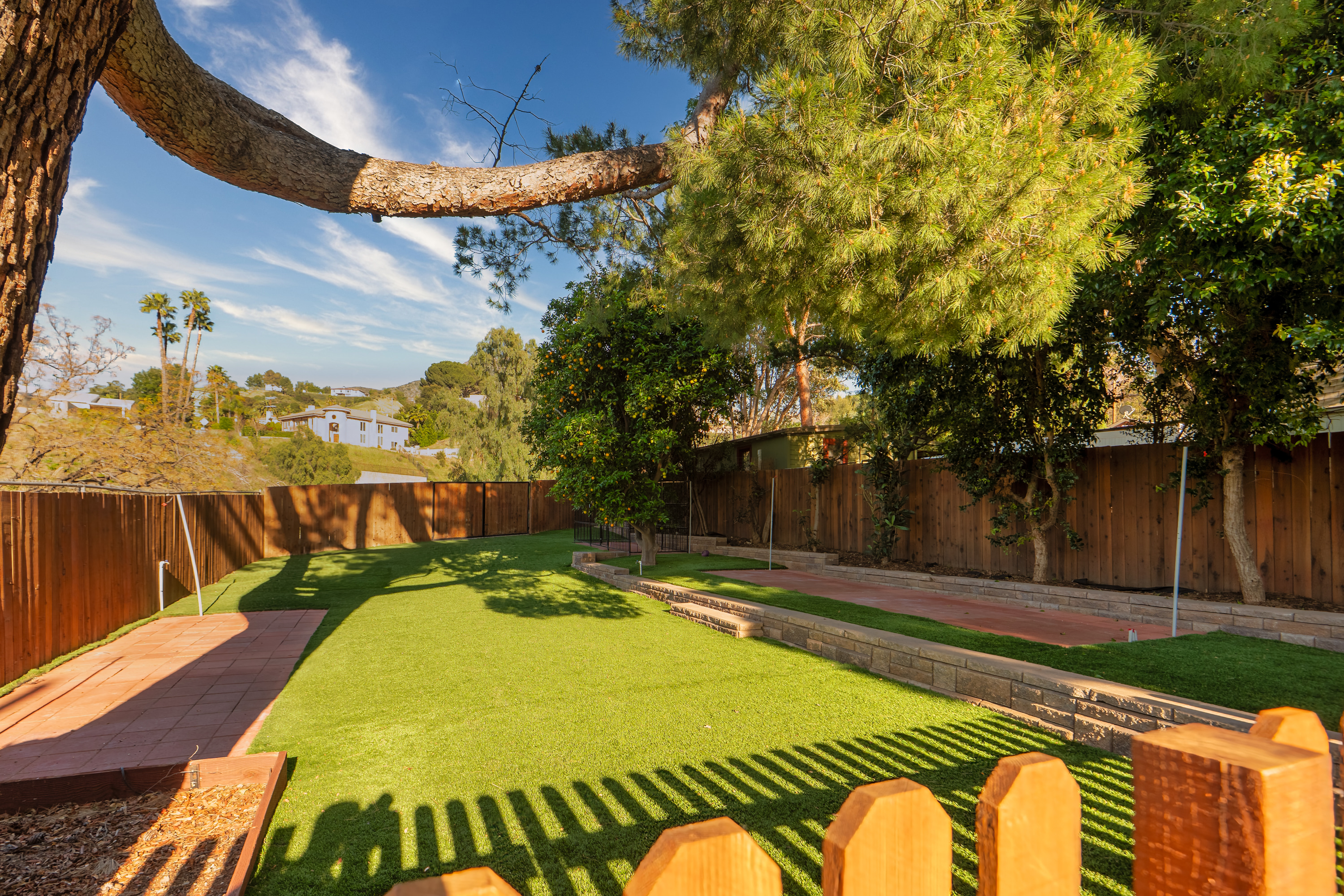  11064 Plainview Avenue, Los Angeles, CA 91042 - 物件實景