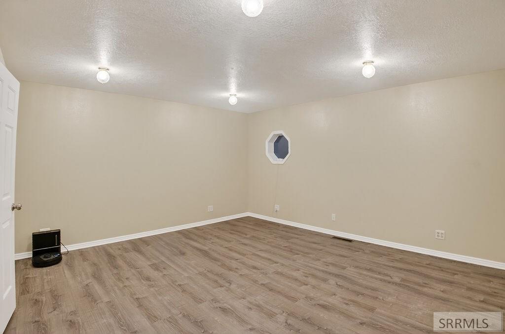 POCATELLO, Idaho, 83202, United States, 6 Bedrooms Bedrooms, ,4 BathroomsBathrooms,Residential,For Sale,1977598