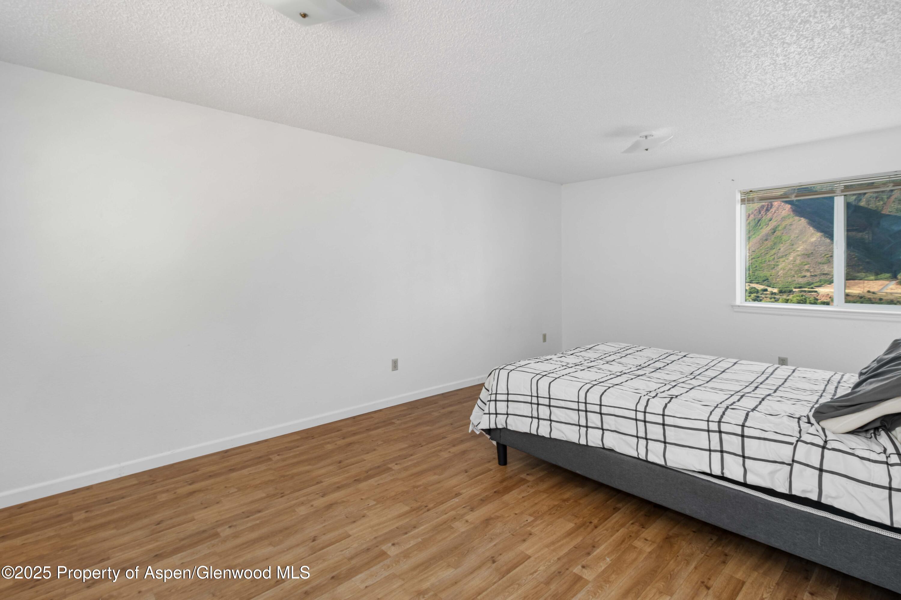 Glenwood Springs, Colorado, 81601, United States, 3 Bedrooms Bedrooms, ,3 BathroomsBathrooms,Residential,For Sale,1941964