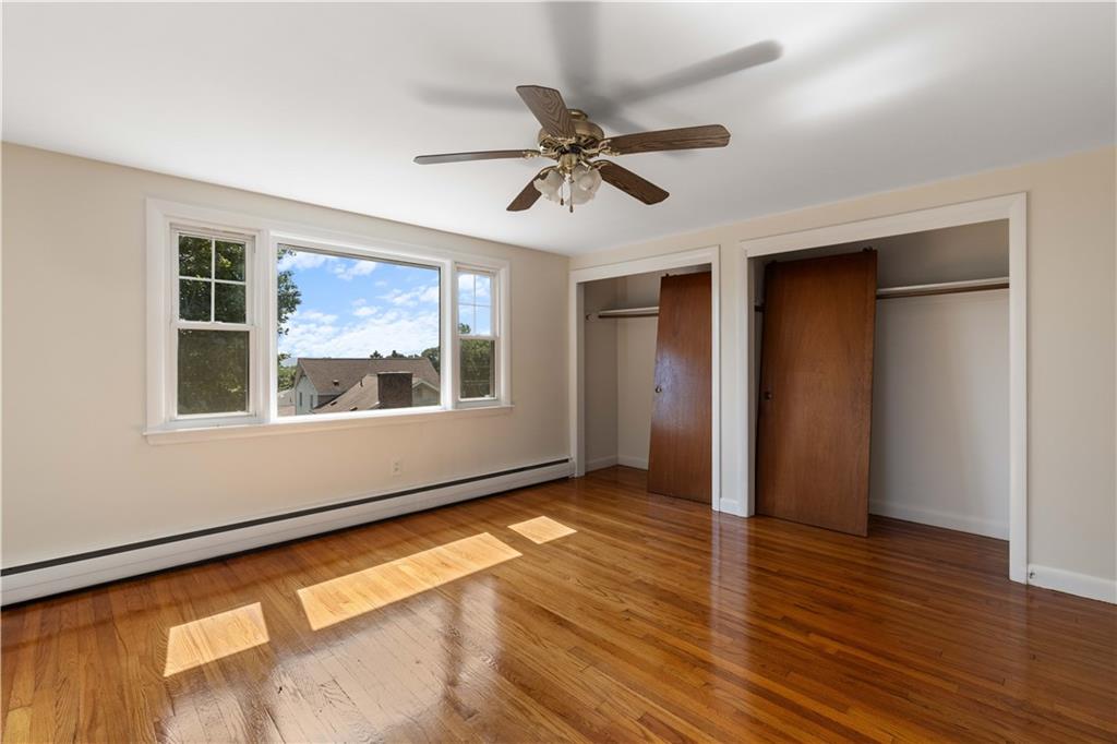 Portsmouth, Rhode Island, 02871, United States, 3 Bedrooms Bedrooms, ,2 BathroomsBathrooms,Residential,For Sale,1974528