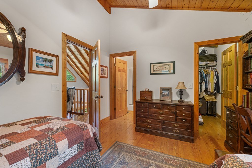 Blairsville, Georgia, 30512, United States, 3 Bedrooms Bedrooms, ,4 BathroomsBathrooms,Residential,For Sale,1895292