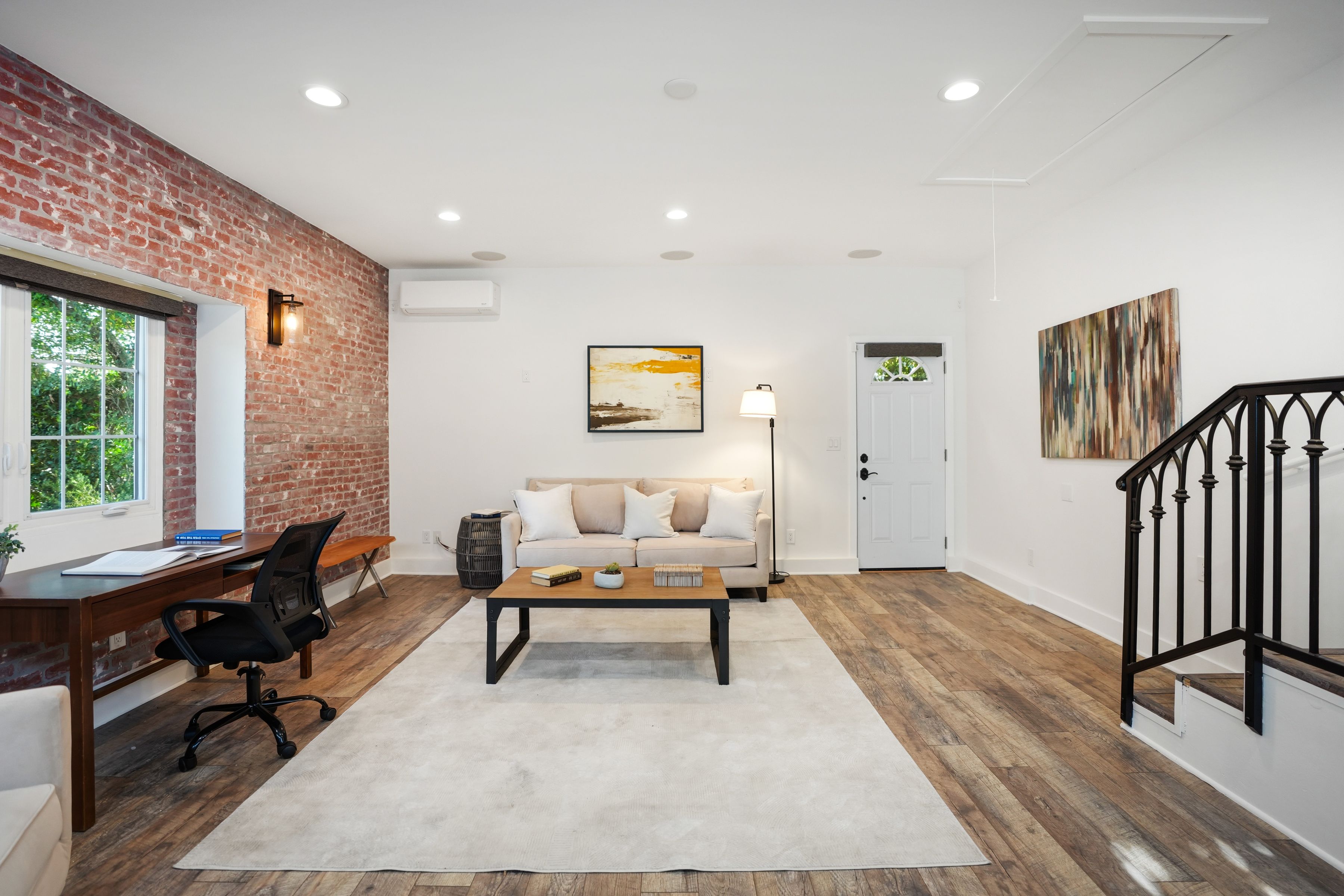  12621 Milbank Street - 物件實景