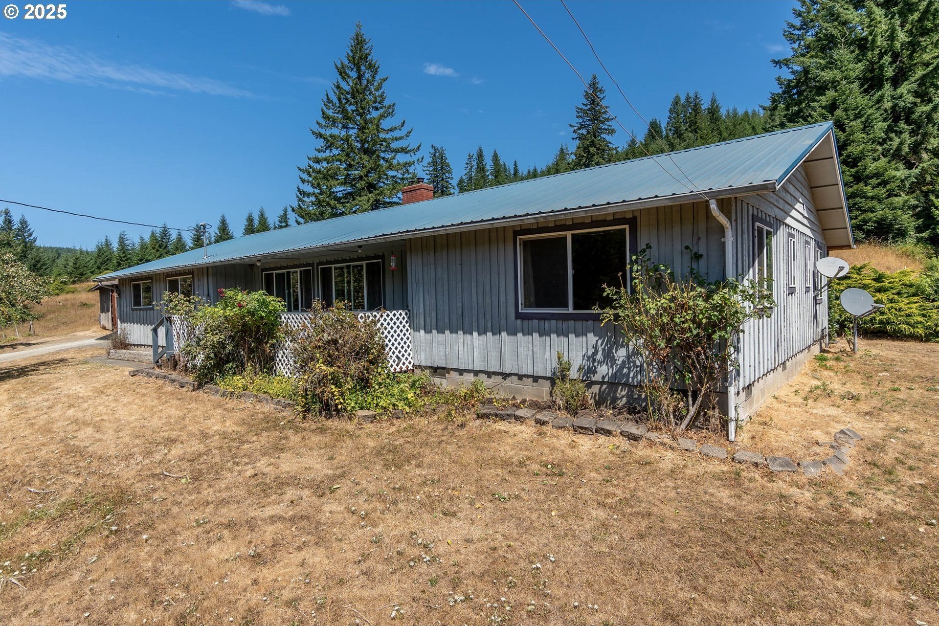 Myrtle Point, Oregon, 97458, United States, 3 Bedrooms Bedrooms, ,3 BathroomsBathrooms,Residential,For Sale,1975614