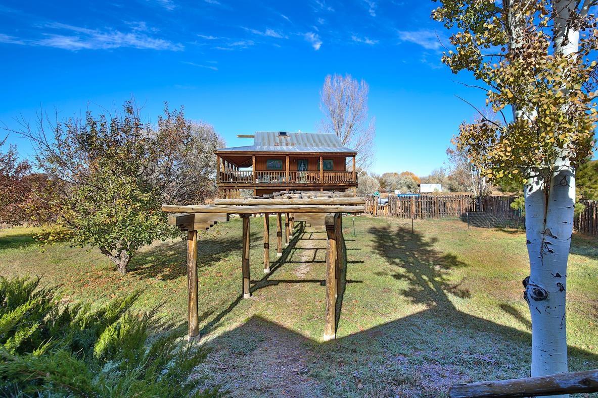 Taos, New Mexico, 87571, United States, 5 Bedrooms Bedrooms, ,5 BathroomsBathrooms,Residential,For Sale,1850359