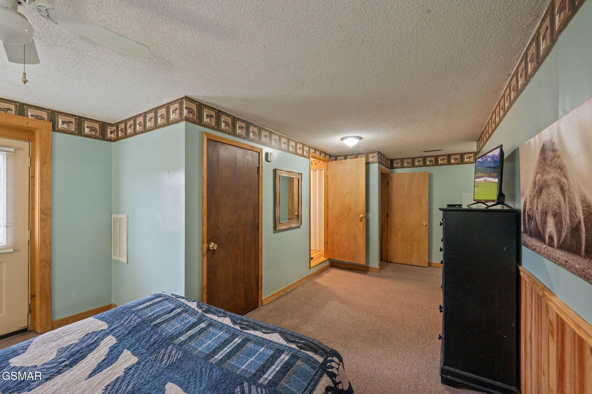 Sevierville, Tennessee, 37862, United States, 3 Bedrooms Bedrooms, ,3 BathroomsBathrooms,Residential,For Sale,1931805