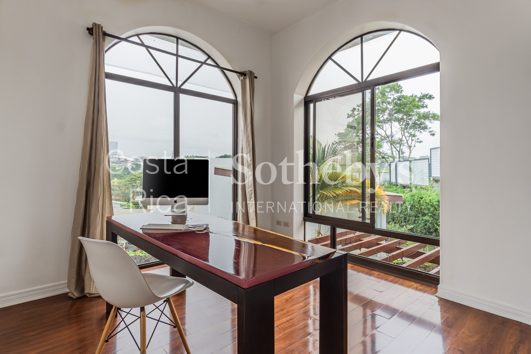  Stone Rock House And Apartment - 物件實景