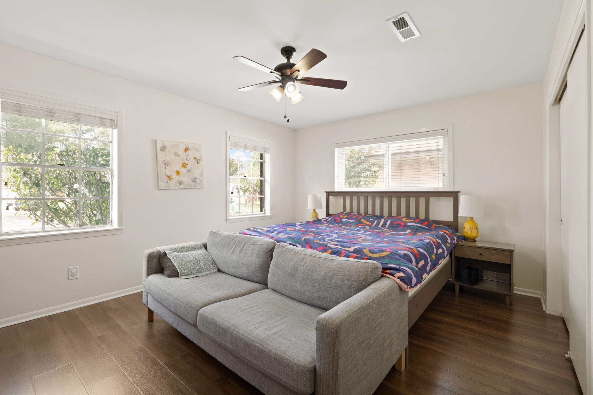 Houston, Texas, 77096, United States, 3 Bedrooms Bedrooms, ,2 BathroomsBathrooms,Residential,For Sale,1998285