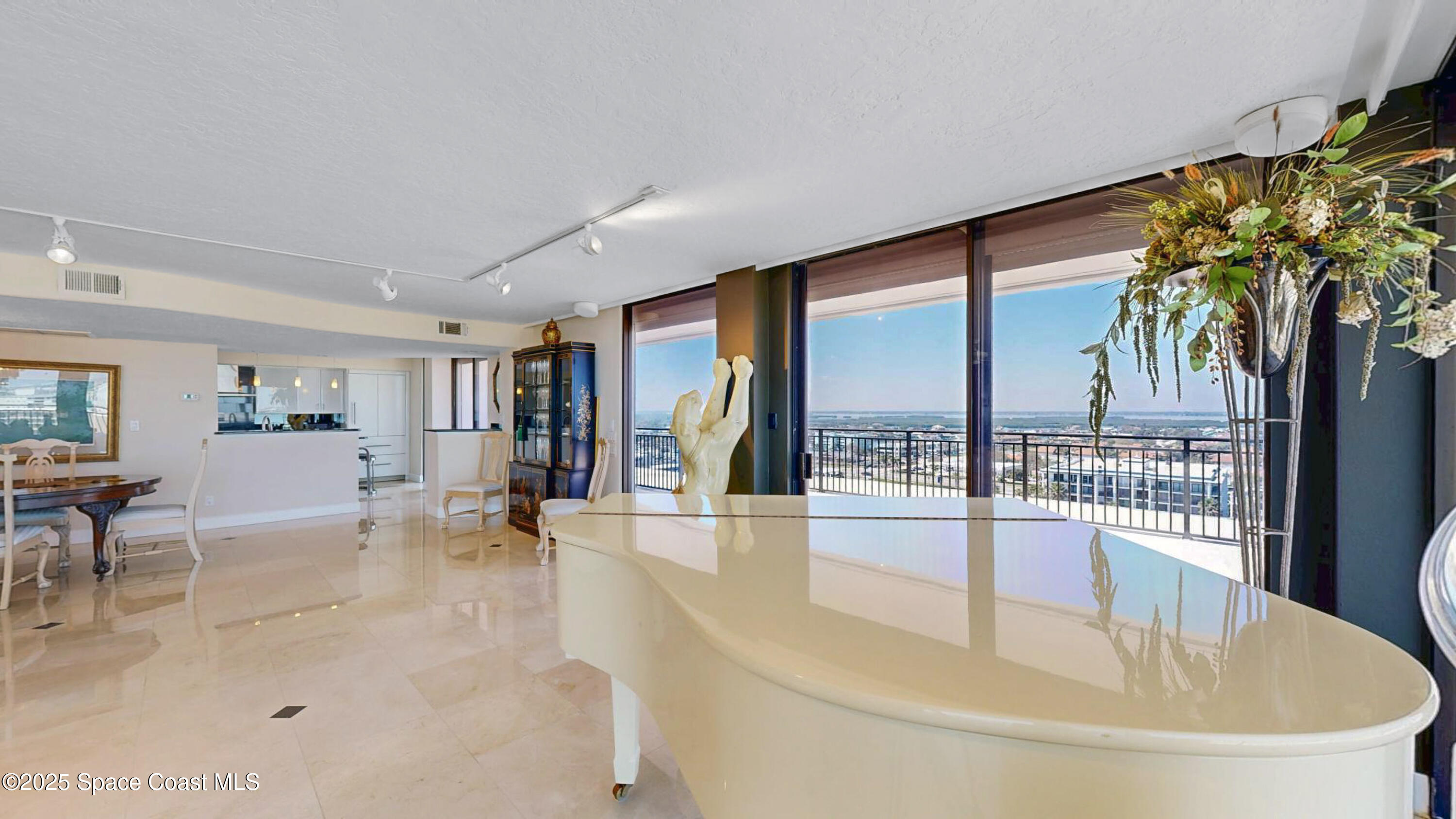 Cocoa Beach, Florida, 32931, United States, 2 Bedrooms Bedrooms, ,2 BathroomsBathrooms,Residential,For Sale,1991953