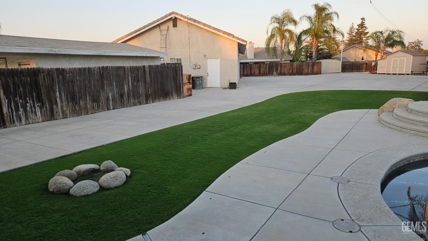 Bakersfield, California, 93312, United States, 4 Bedrooms Bedrooms, ,3 BathroomsBathrooms,Residential,For Sale,1940074