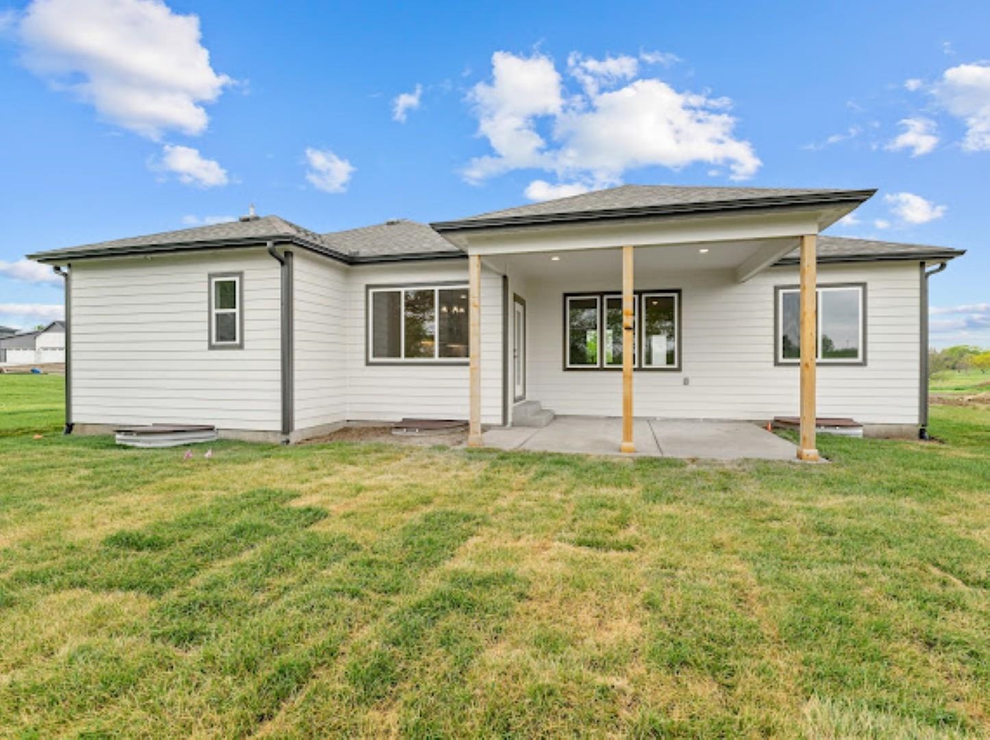 Salina, Kansas, 67401, United States, 5 Bedrooms Bedrooms, ,3 BathroomsBathrooms,Residential,For Sale,1737459