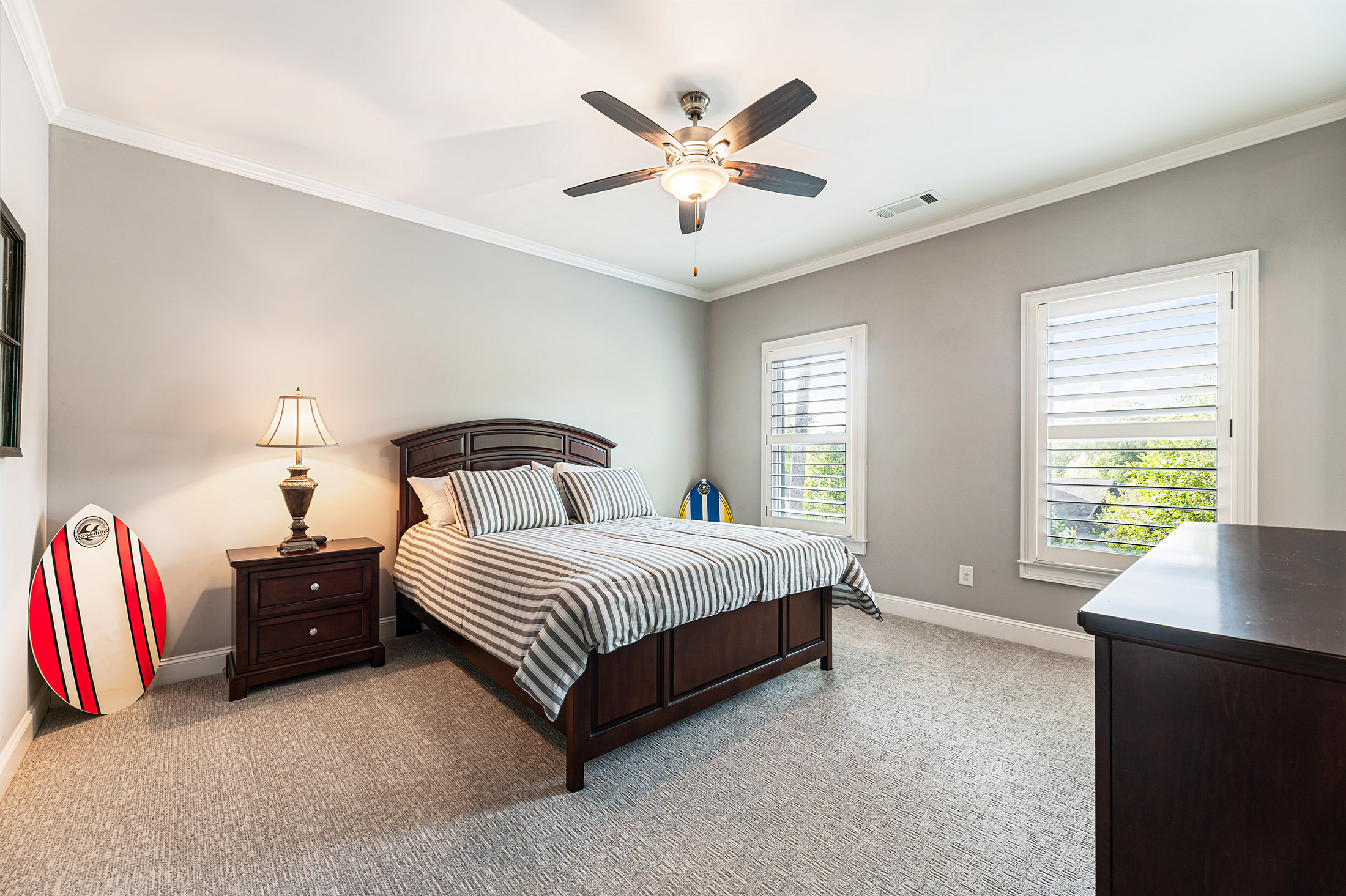  Desirable Monte Hewett First-Time Resale in the Sought-After Lake Haven - 物件實景