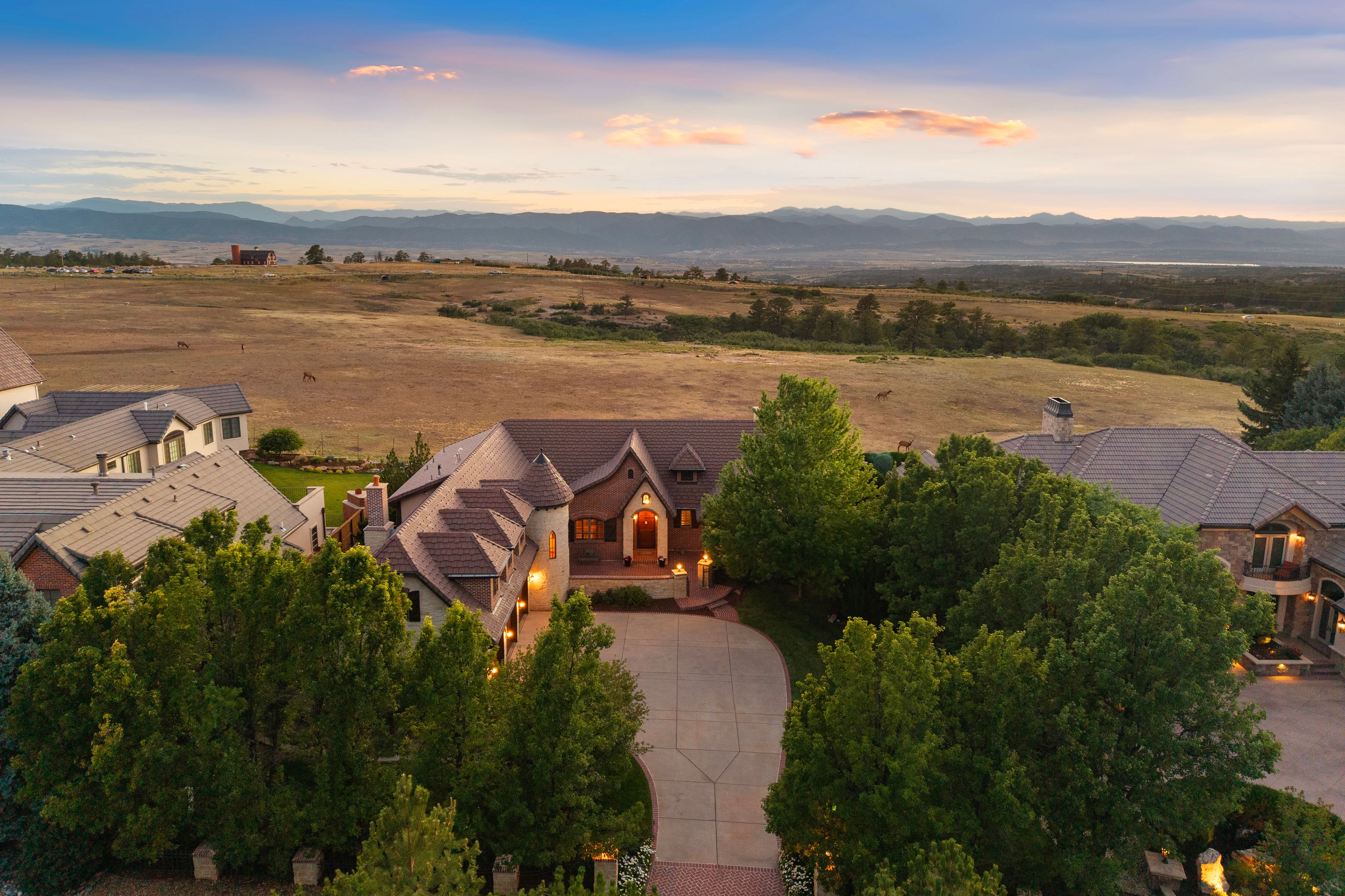  One of Castle Pines’ Most Exceptional Custom Residences - 物件實景