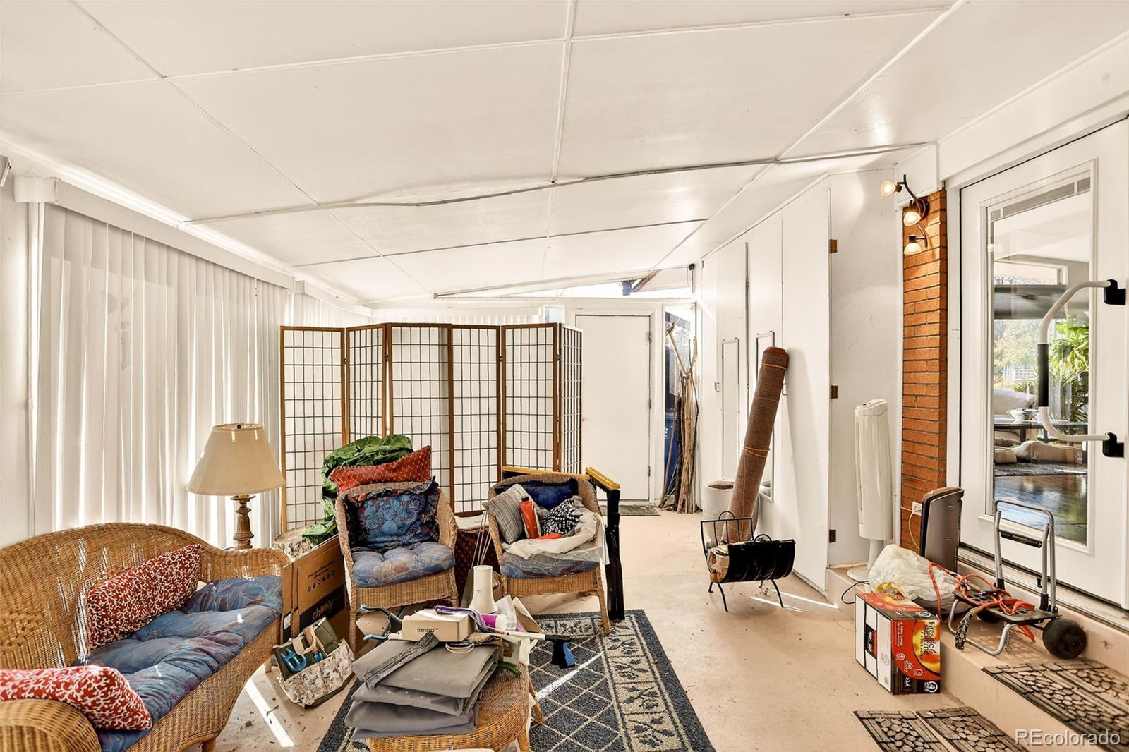 Littleton, Colorado, 80120, United States, 4 Bedrooms Bedrooms, ,1 BathroomBathrooms,Residential,For Sale,1988152