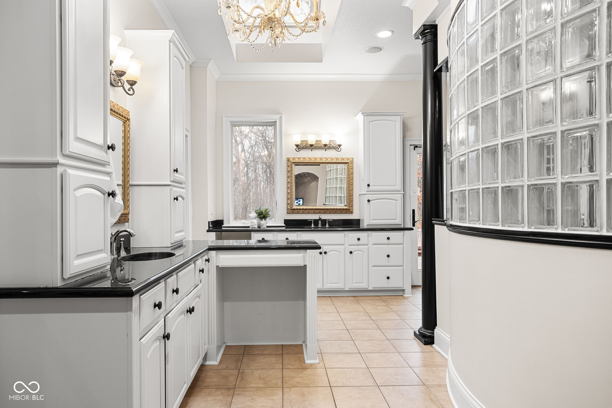 Indianapolis, Indiana, 46226, United States, 6 Bedrooms Bedrooms, ,7 BathroomsBathrooms,Residential,For Sale,1998001