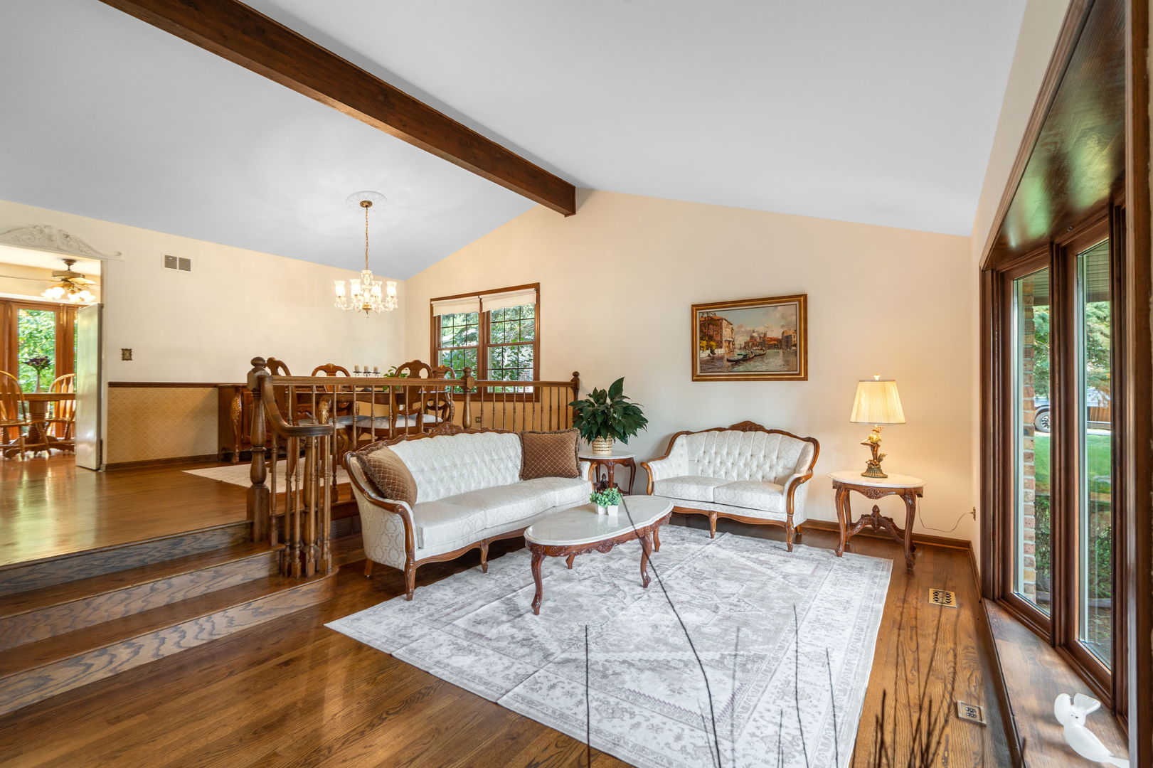 Arlington Heights, Illinois, 60004, United States, 3 Bedrooms Bedrooms, ,3 BathroomsBathrooms,Residential,For Sale,1939411
