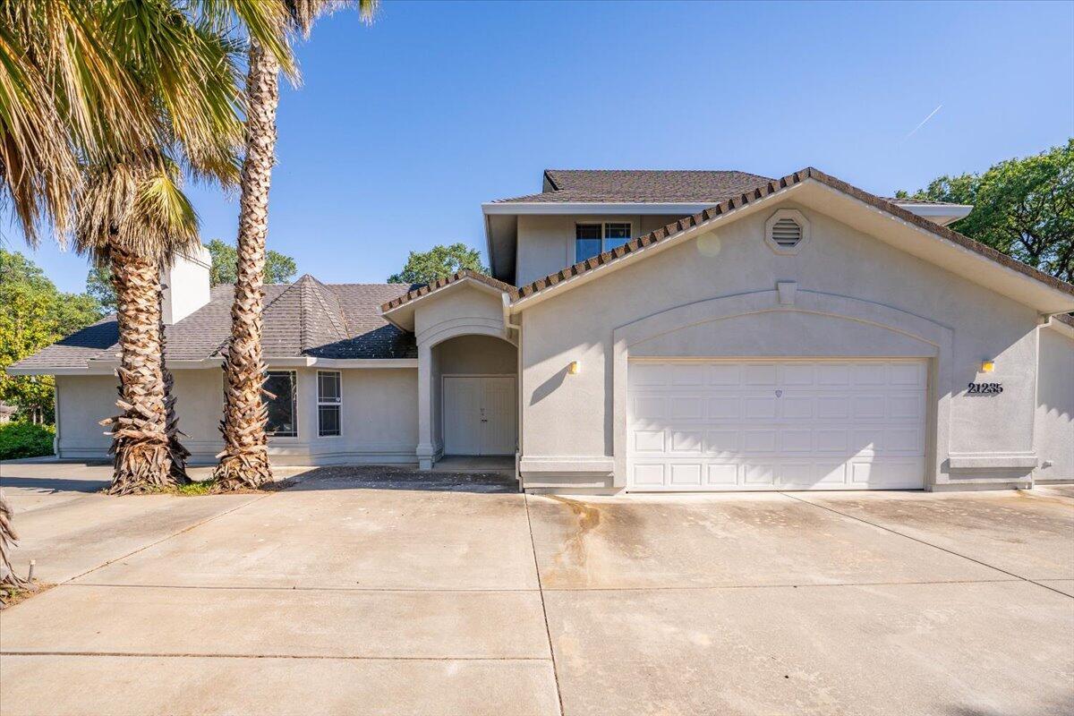 Red Bluff, California, 96080, United States, 4 Bedrooms Bedrooms, ,4 BathroomsBathrooms,Residential,For Sale,1905885