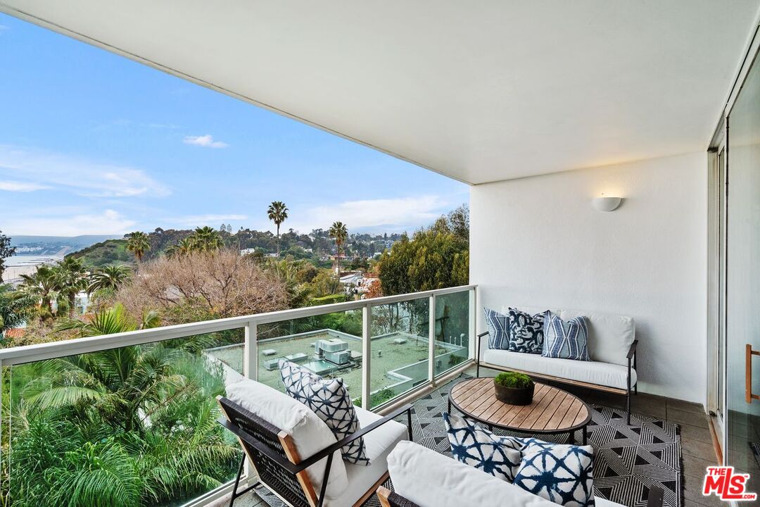 101 Ocean Ave #E501, Santa Monica, California, 90402, United States, 2 Bedrooms Bedrooms, ,2 BathroomsBathrooms,Residential,For Sale,101 Ocean Ave #E501,1616290
