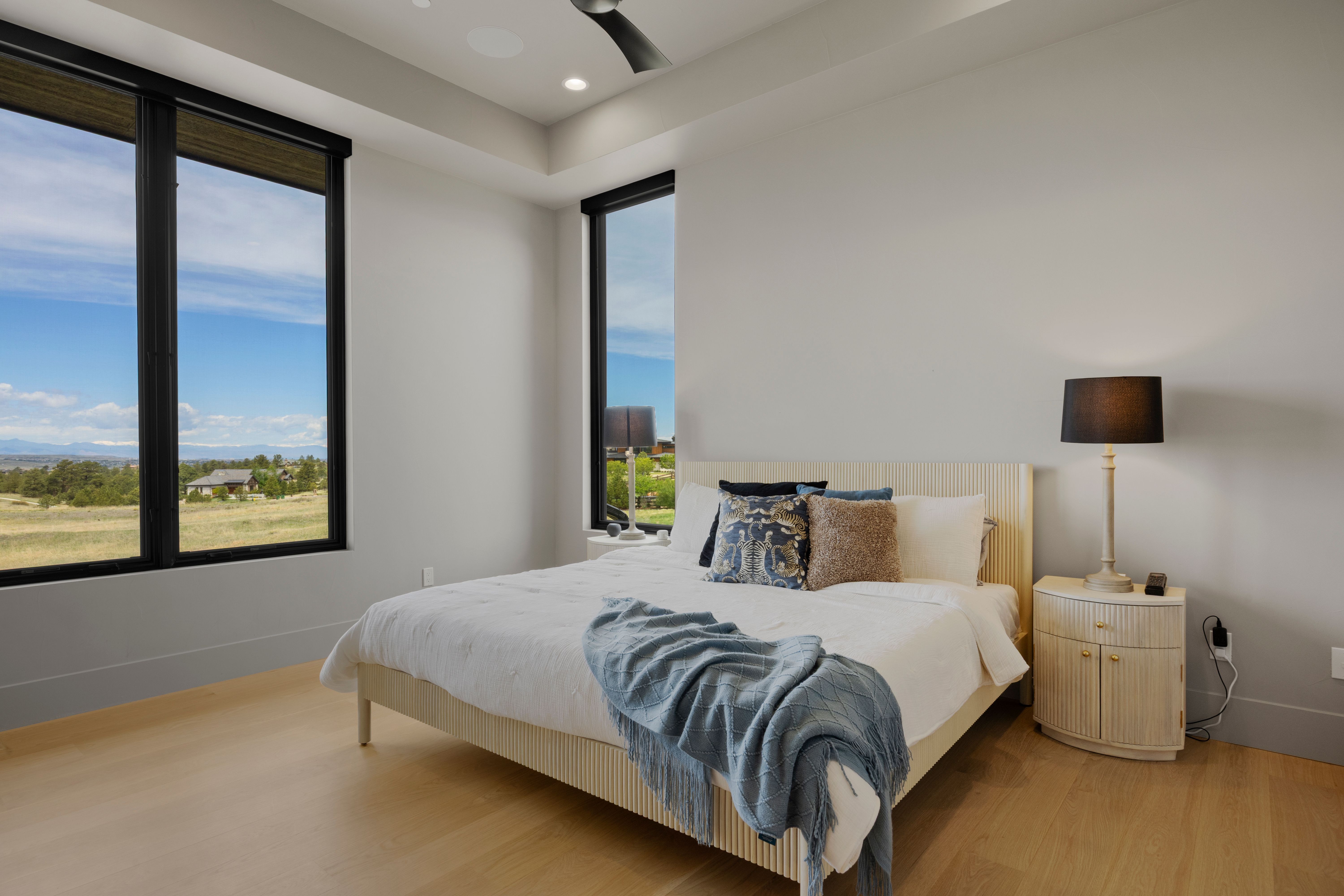  5 Bedroom  7 Bathroom Residence in 3+ Acres With Unobstructed Mountain Views - 物件實景