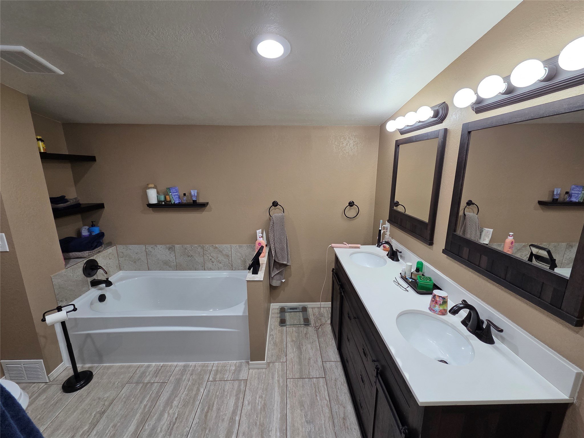 Great Falls, Montana, 59404, United States, 5 Bedrooms Bedrooms, ,3 BathroomsBathrooms,Residential,For Sale,1984252