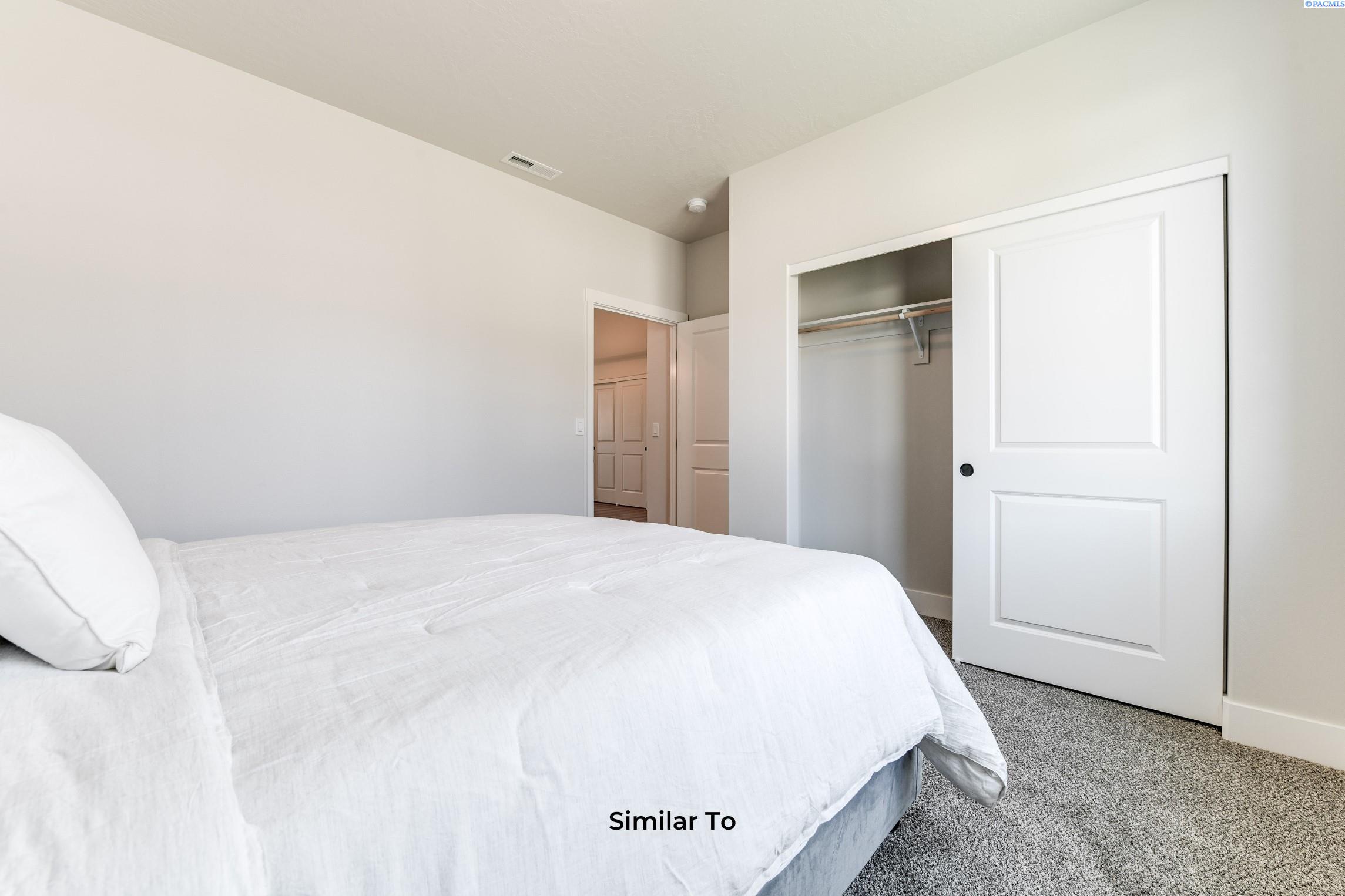 Kennewick, Washington, 99338, United States, 3 Bedrooms Bedrooms, ,1 BathroomBathrooms,Residential,For Sale,1954756