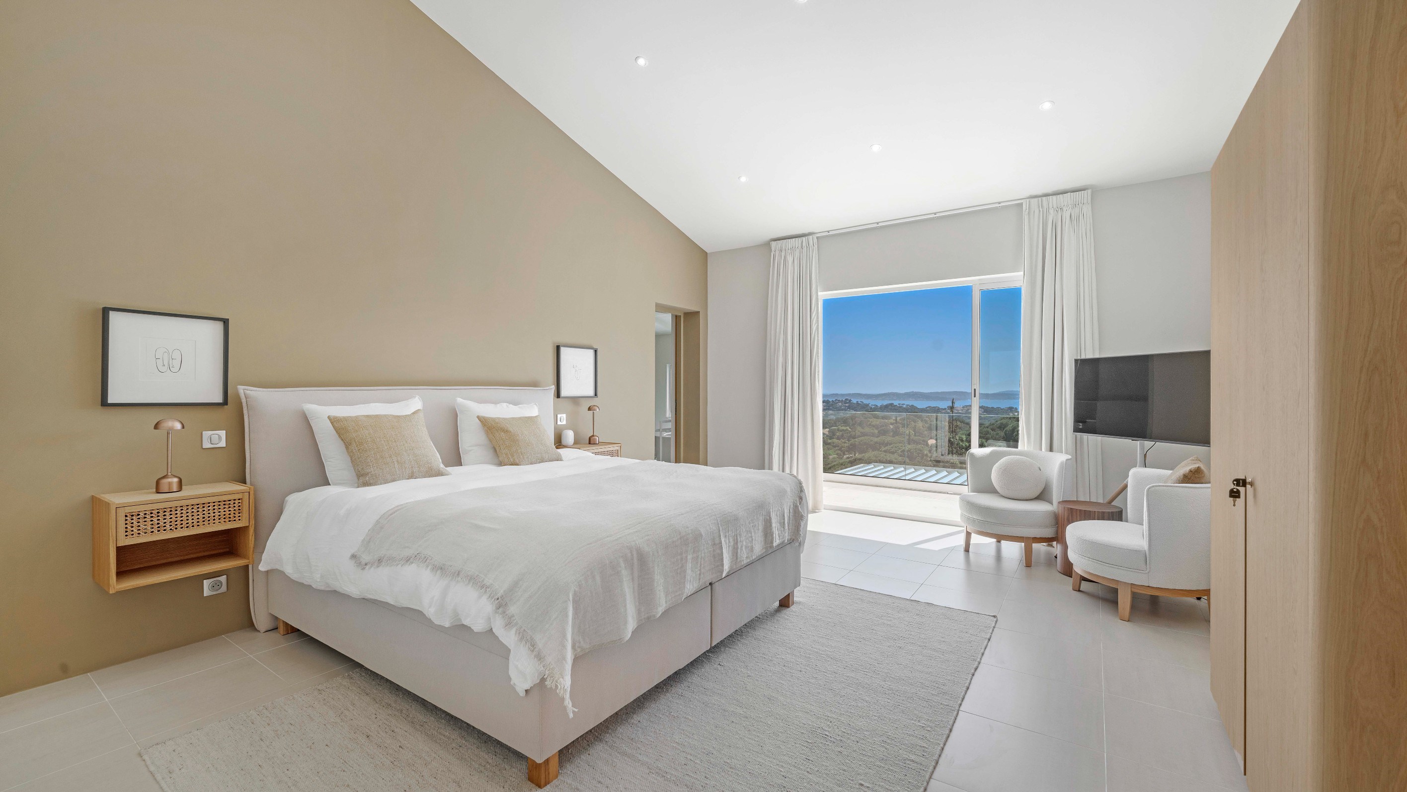  Sole Agent : Contemporary villa with sea view, close to La Nartelle Beach - 物件實景