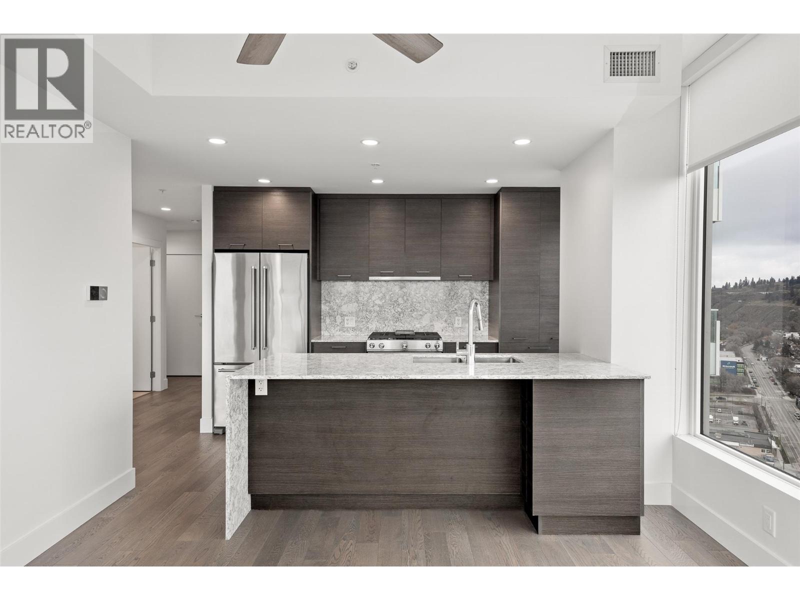 KELOWNA, British Columbia, V1Y 0J4, CA, 2 Bedrooms Bedrooms, ,2 BathroomsBathrooms,Residential,For Sale,1910840