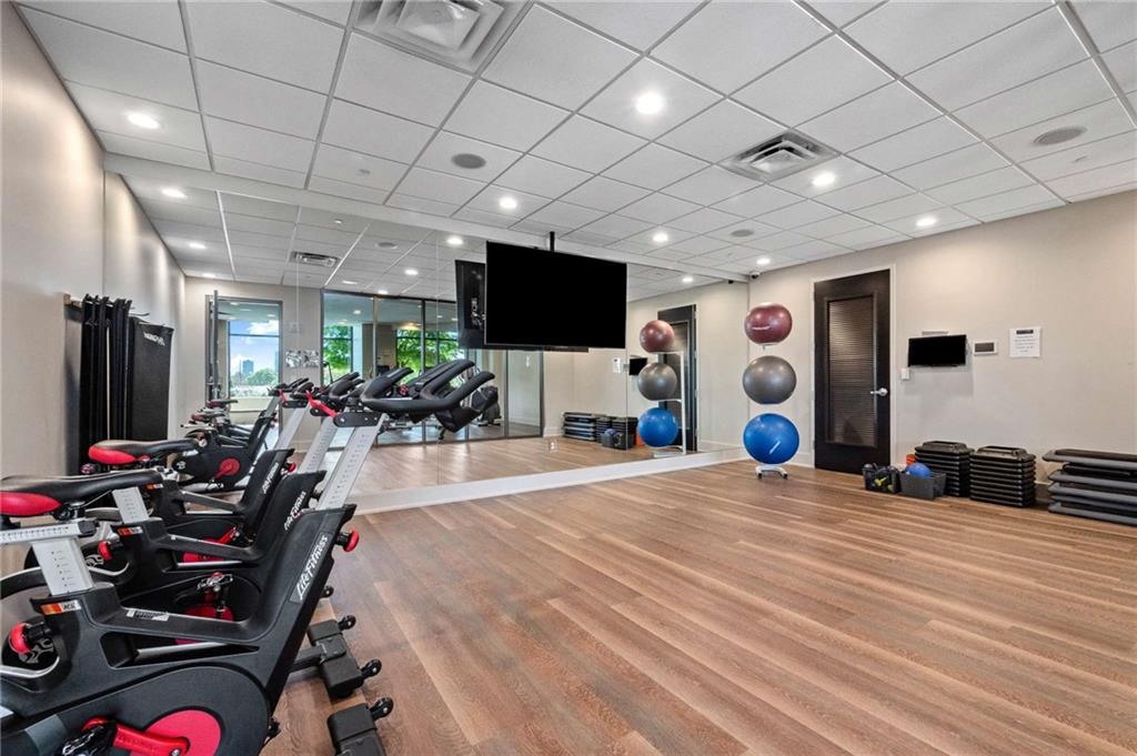 Atlanta, Georgia, 30363, United States, 2 Bedrooms Bedrooms, ,3 BathroomsBathrooms,Residential,For Sale,1949376