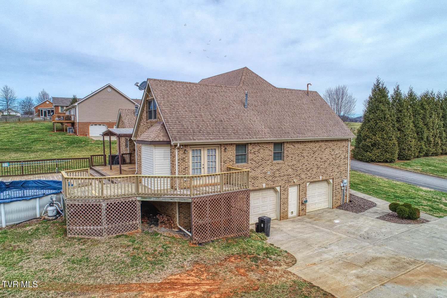 Rogersville, Tennessee, 37857, United States, 4 Bedrooms Bedrooms, ,4 BathroomsBathrooms,Residential,For Sale,2042868