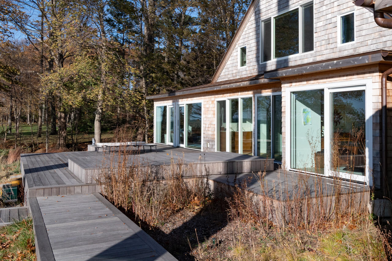 Fennville, Michigan, 49408, United States, 9 Bedrooms Bedrooms, ,10 BathroomsBathrooms,Residential,For Sale,1992421