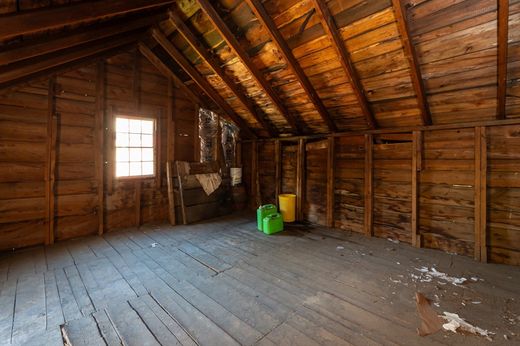 Billerica, Massachusetts, 01821, United States, 3 Bedrooms Bedrooms, ,2 BathroomsBathrooms,Residential,For Sale,1991745